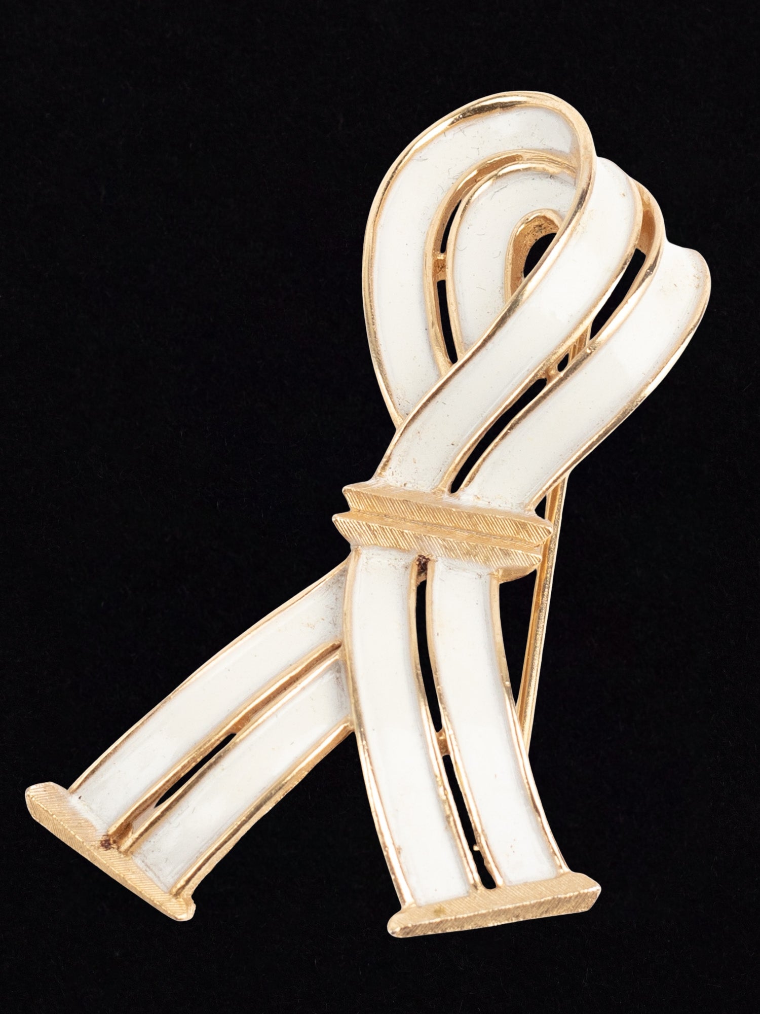 Vintage 80's Trifari White Enamel Ribbon Monogram Brooch by Northern Grip