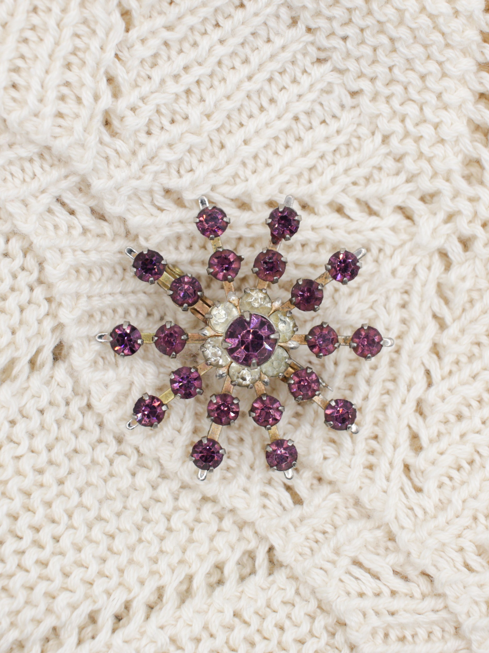 Vintage 50's Purple Rhinestone Starburst Brooch by Northern Grip