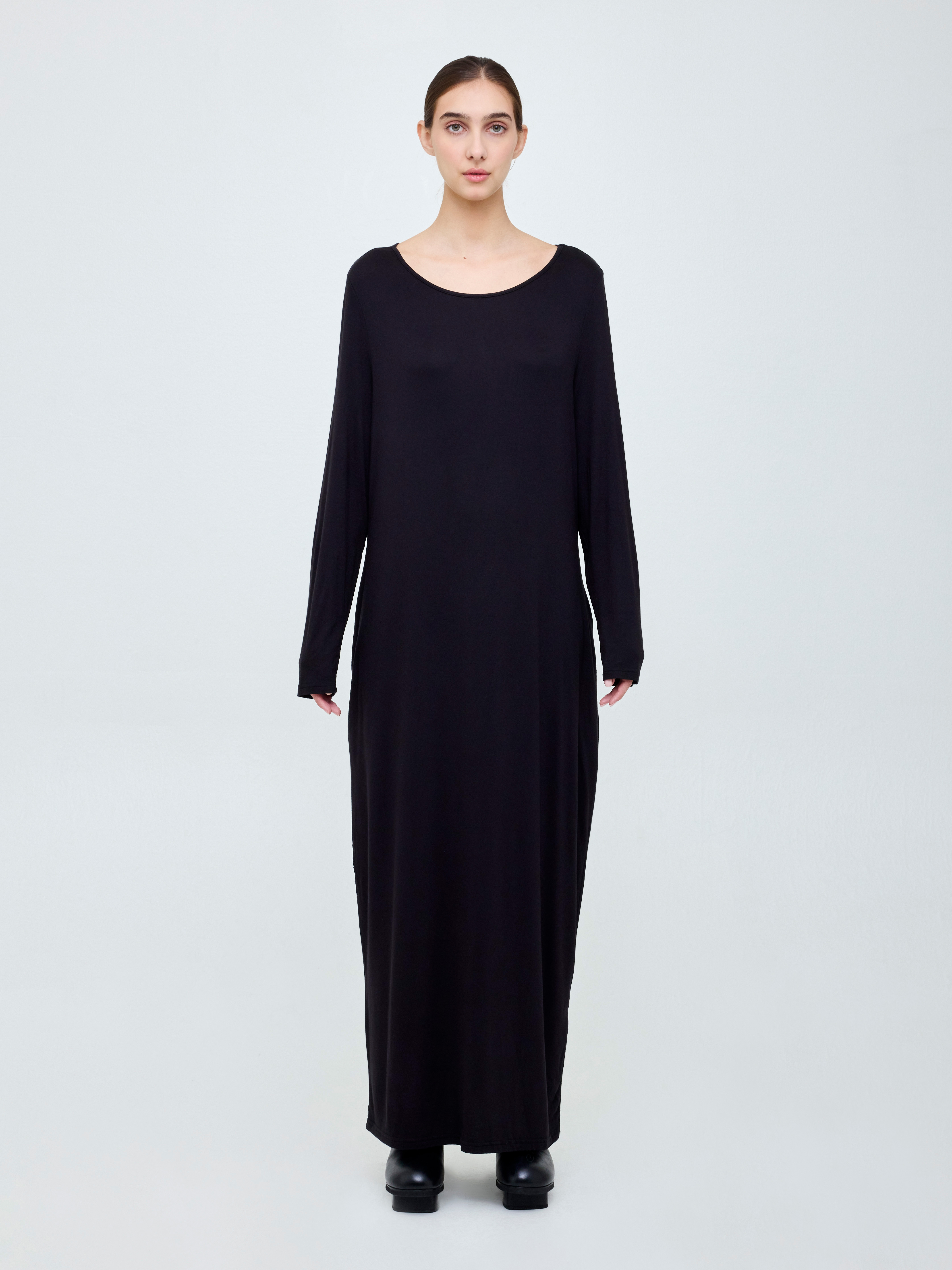 Long Sleeve Straight Dress by ASATO