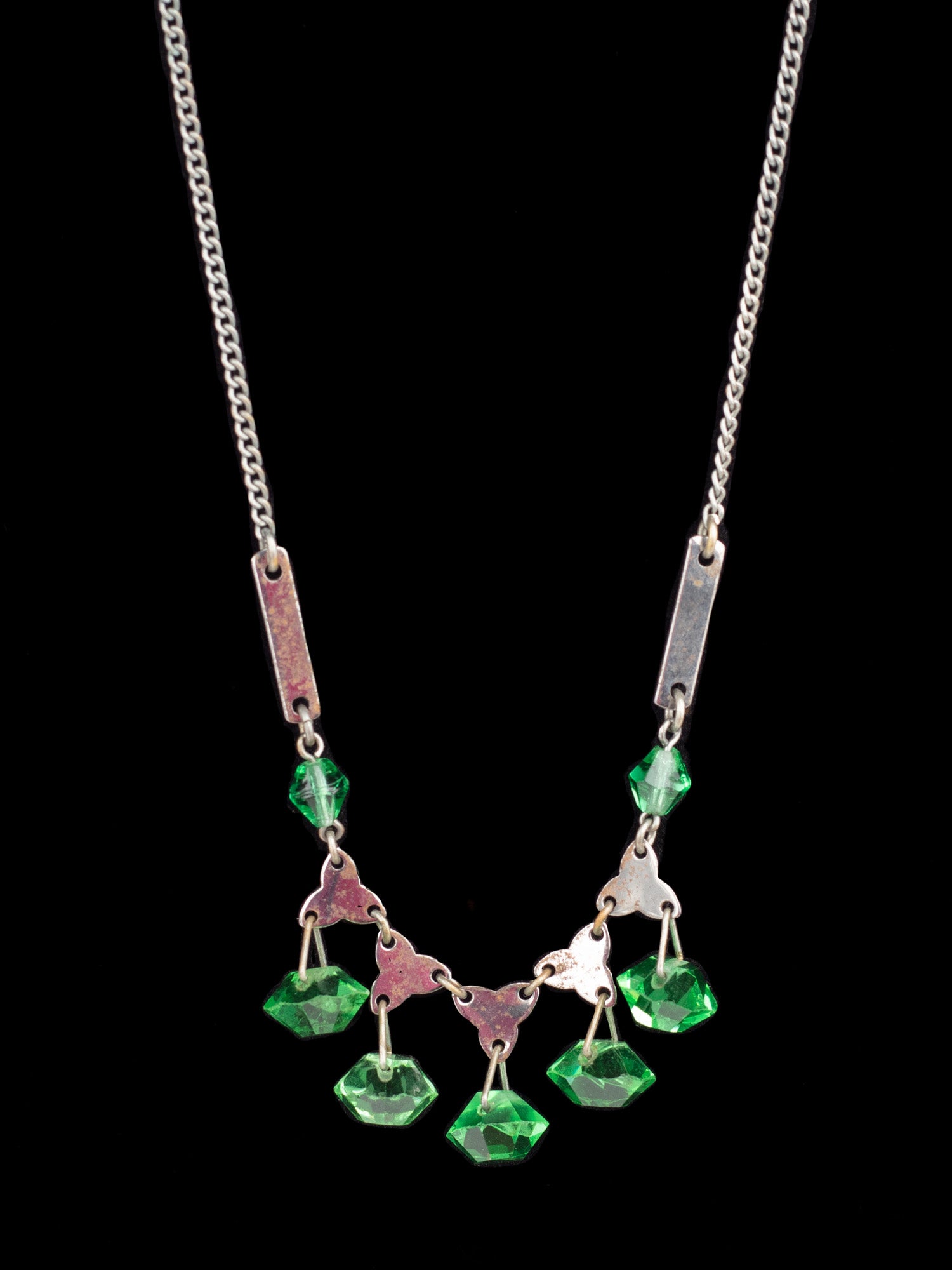 Vintage 30s Green Glass Drop Pendant Necklace by Northern Grip
