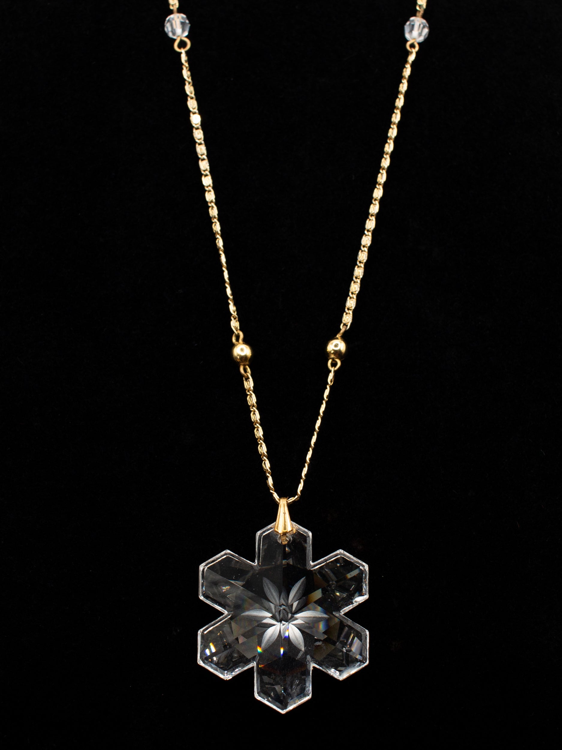 Vintage 70's Crystal Snowflake Pendant Necklace by Northern Grip