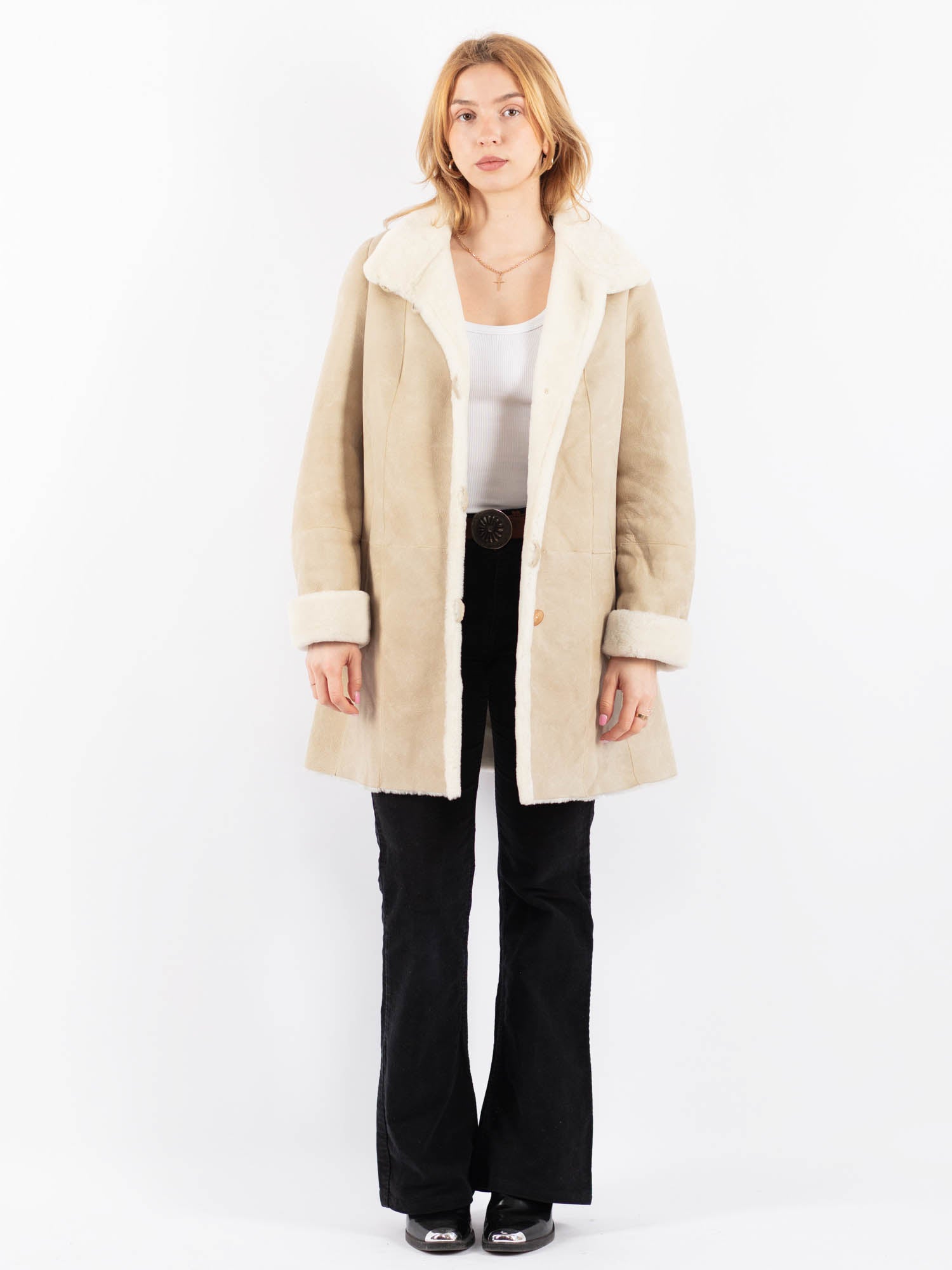 Vintage 90's Women Sheepskin Coat in Beige by Northern Grip
