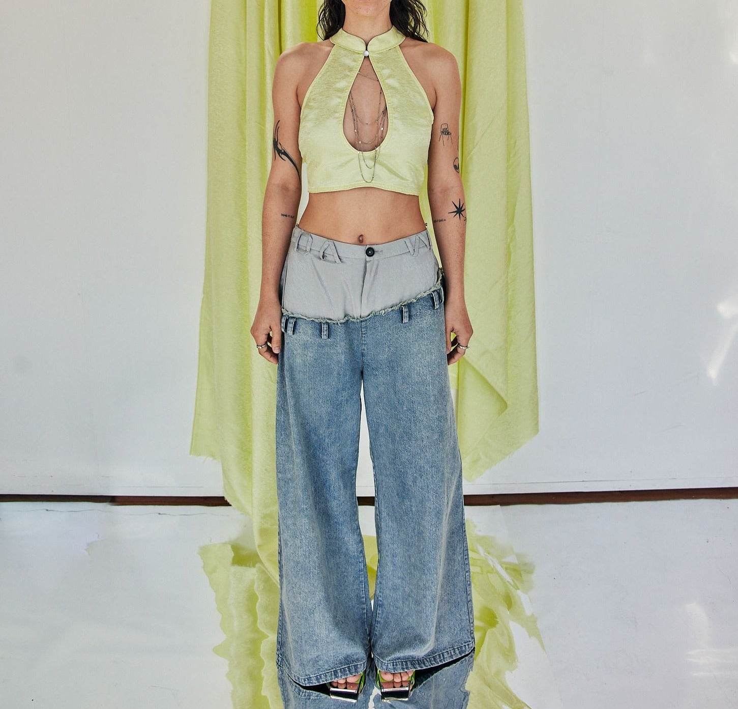 Xi Keyhole Reversible Tie-up Top by DAWANG