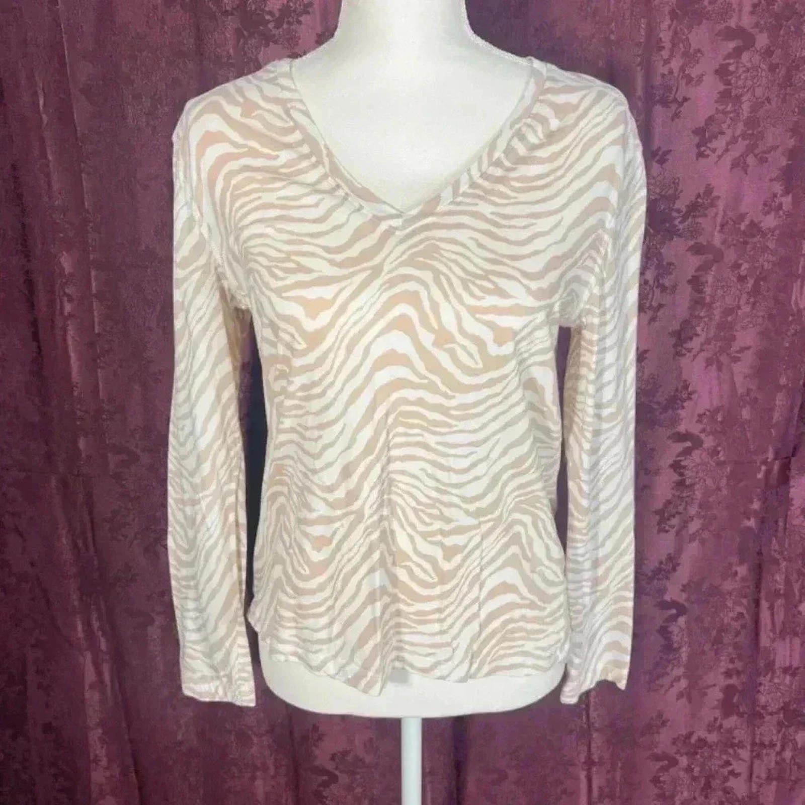 Rails Beige Zebra Print Long Sleeve Shirt V Neck Women's Size S Animal by Hot Girl Secondhand