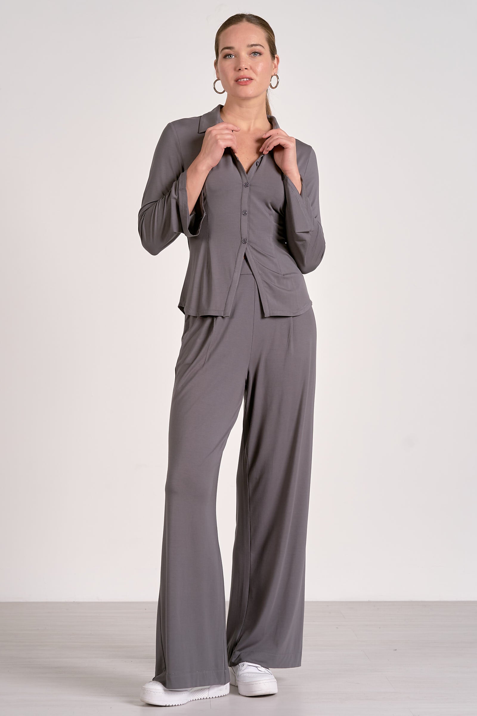 Elan Jolie Pant in Grey by Sierra Deene