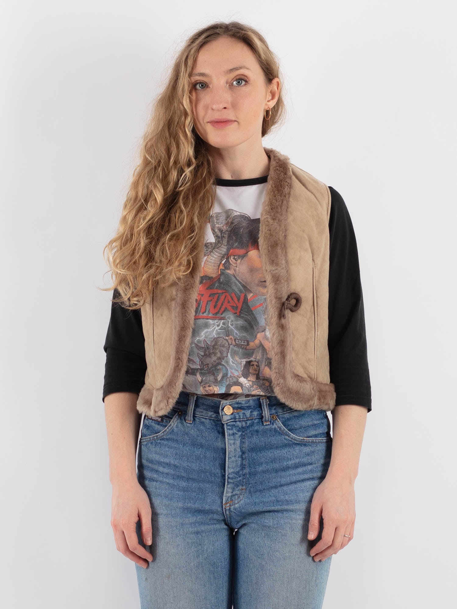 Vintage 90's Women Sheepskin Vest in Beige by Northern Grip