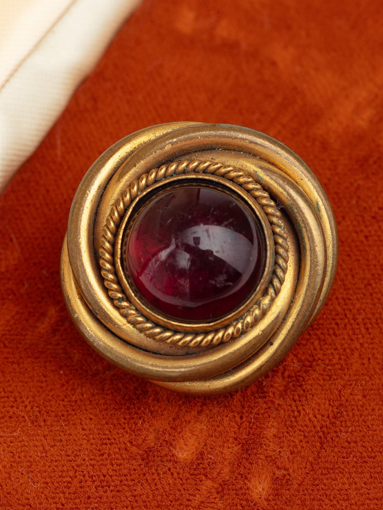 Vintage 50s Deep Red Glass Cabochon Brooch by Northern Grip