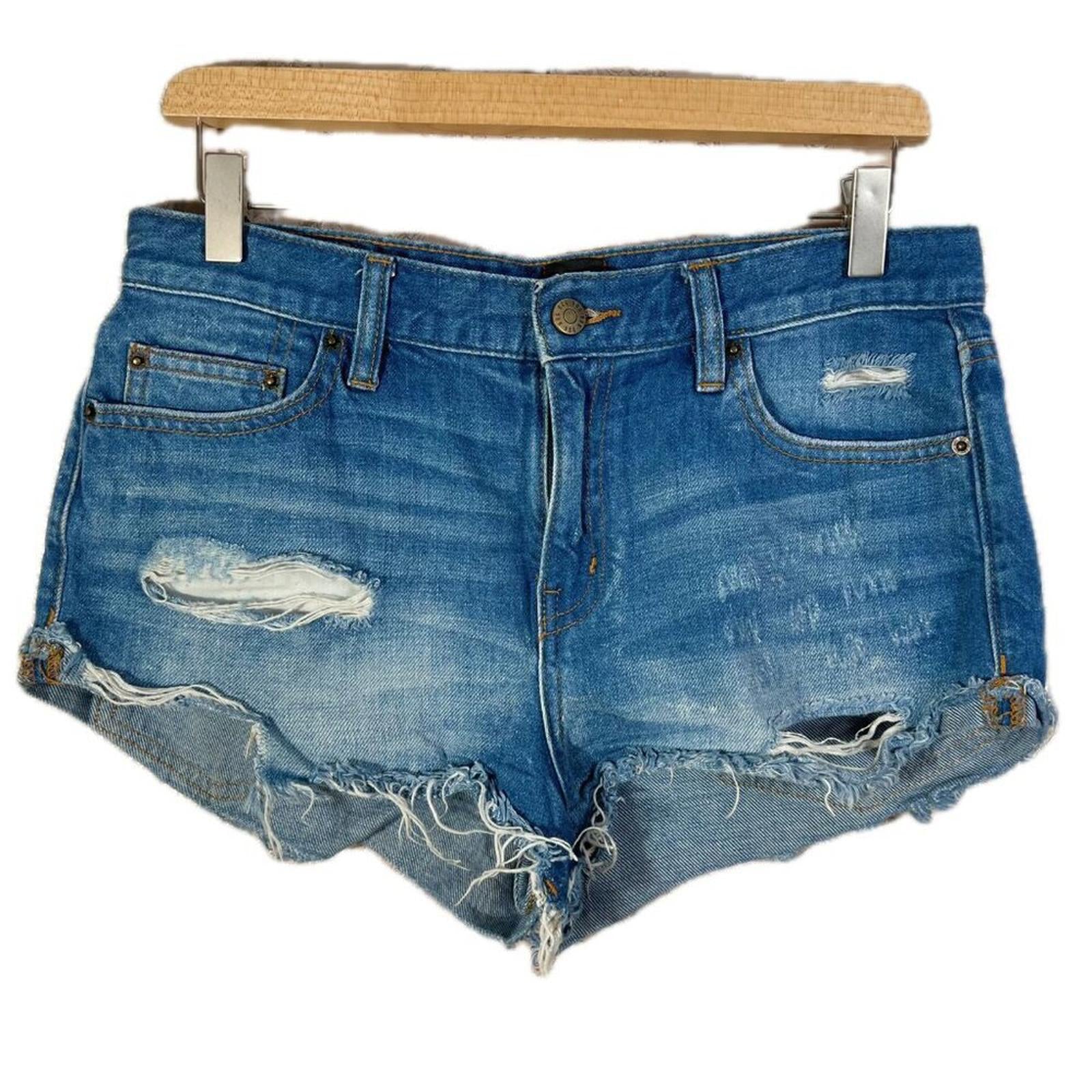 BDG Boyfriend Low-Rise Distressed Medium Wash Denim Shorts Jeans Short by Hot Girl Secondhand