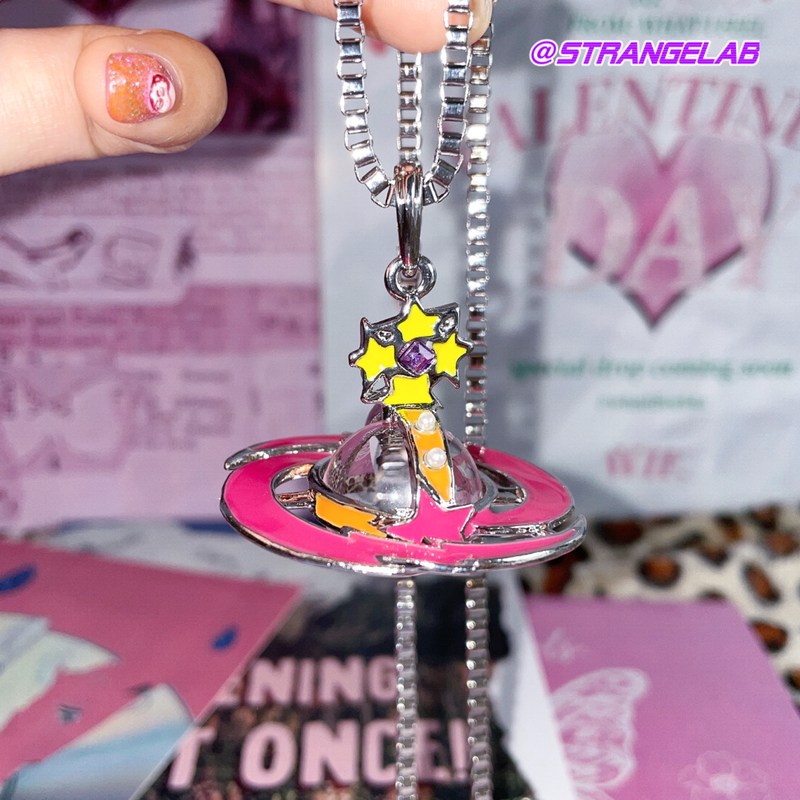 Harajuku Necklace Yaya Saturn Necklace – Silver K-Gold Plated Alloy & Glass Orb | STRANGELAB by Land Decora