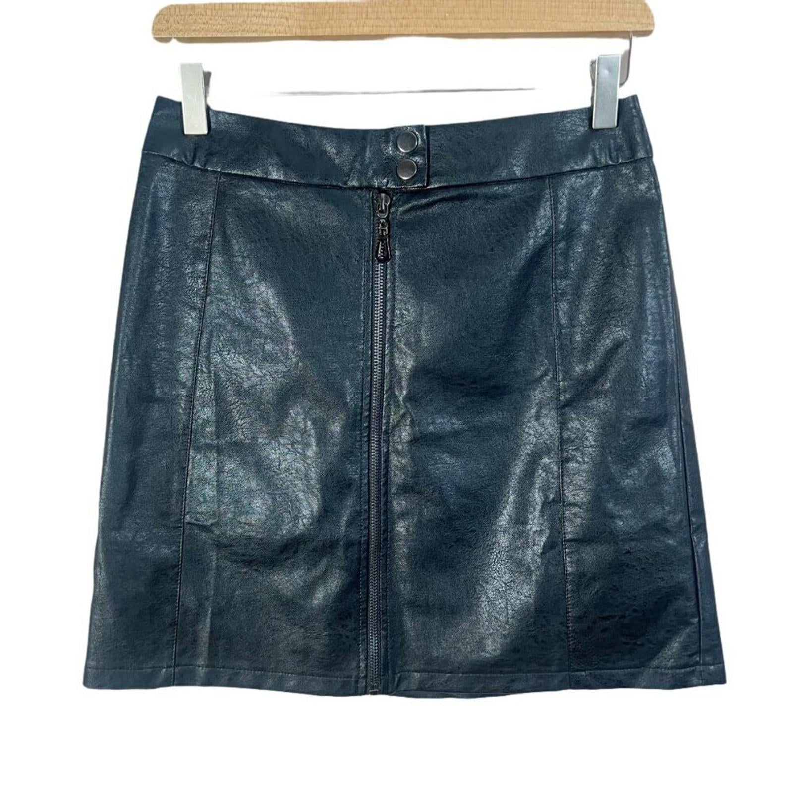 NWT Mittoshop Black Faux Leather Mini Skirt Zip Up Moto Skirt Women's by Hot Girl Secondhand