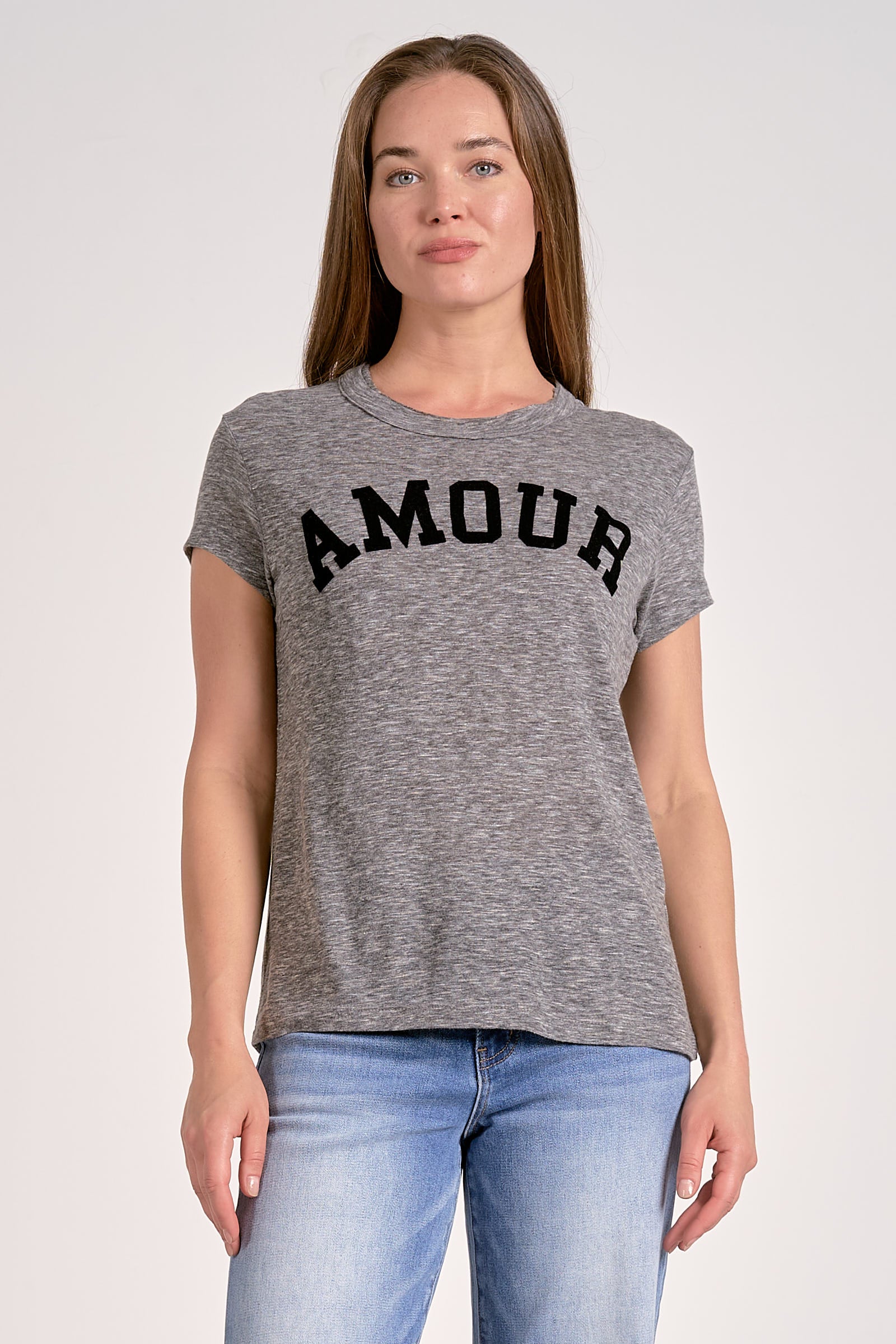 ELan Amour T-Shirt in Grey by Sierra Deene