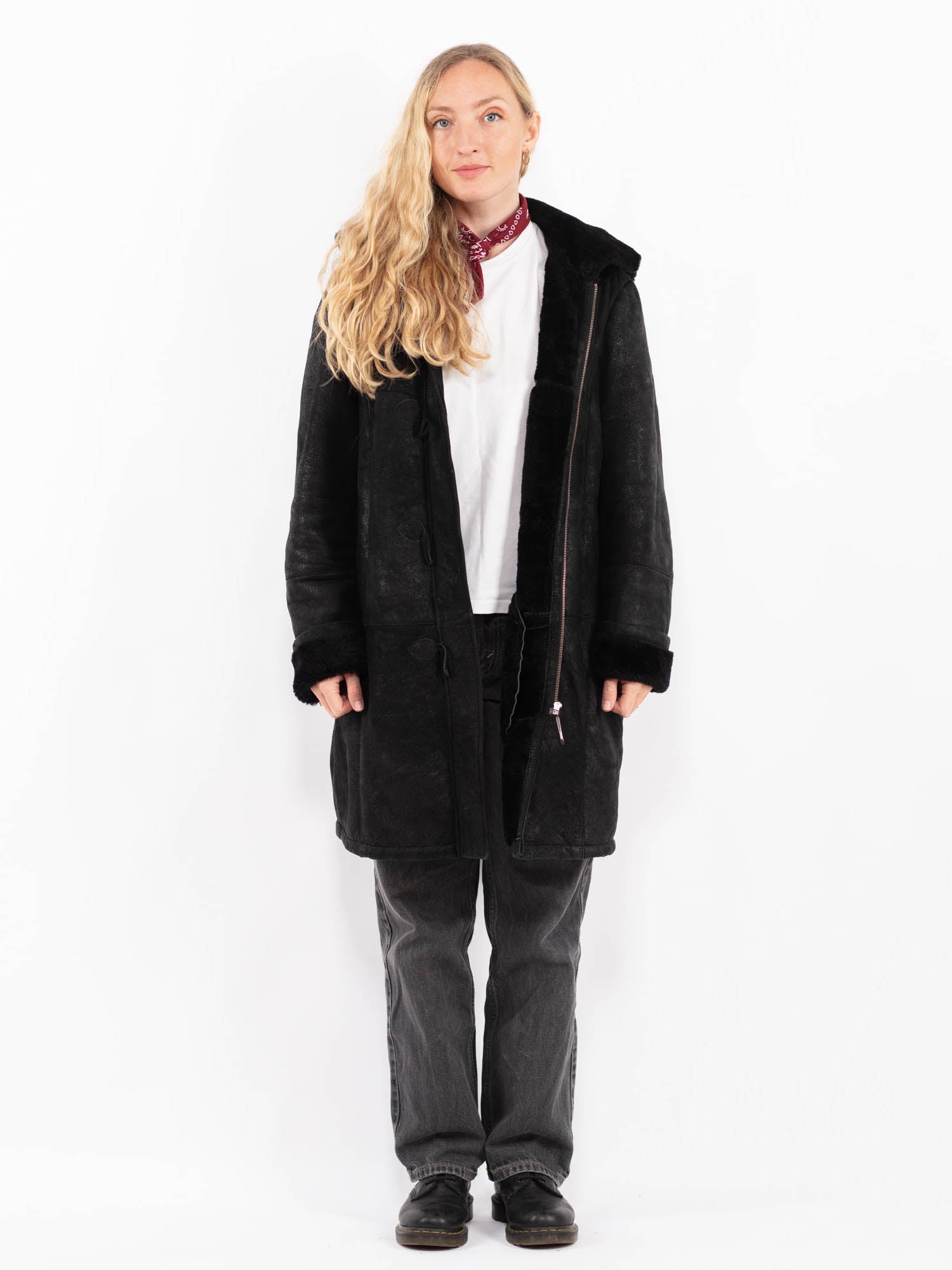 Vintage 90's Women Sheepskin Coat in Black by Northern Grip