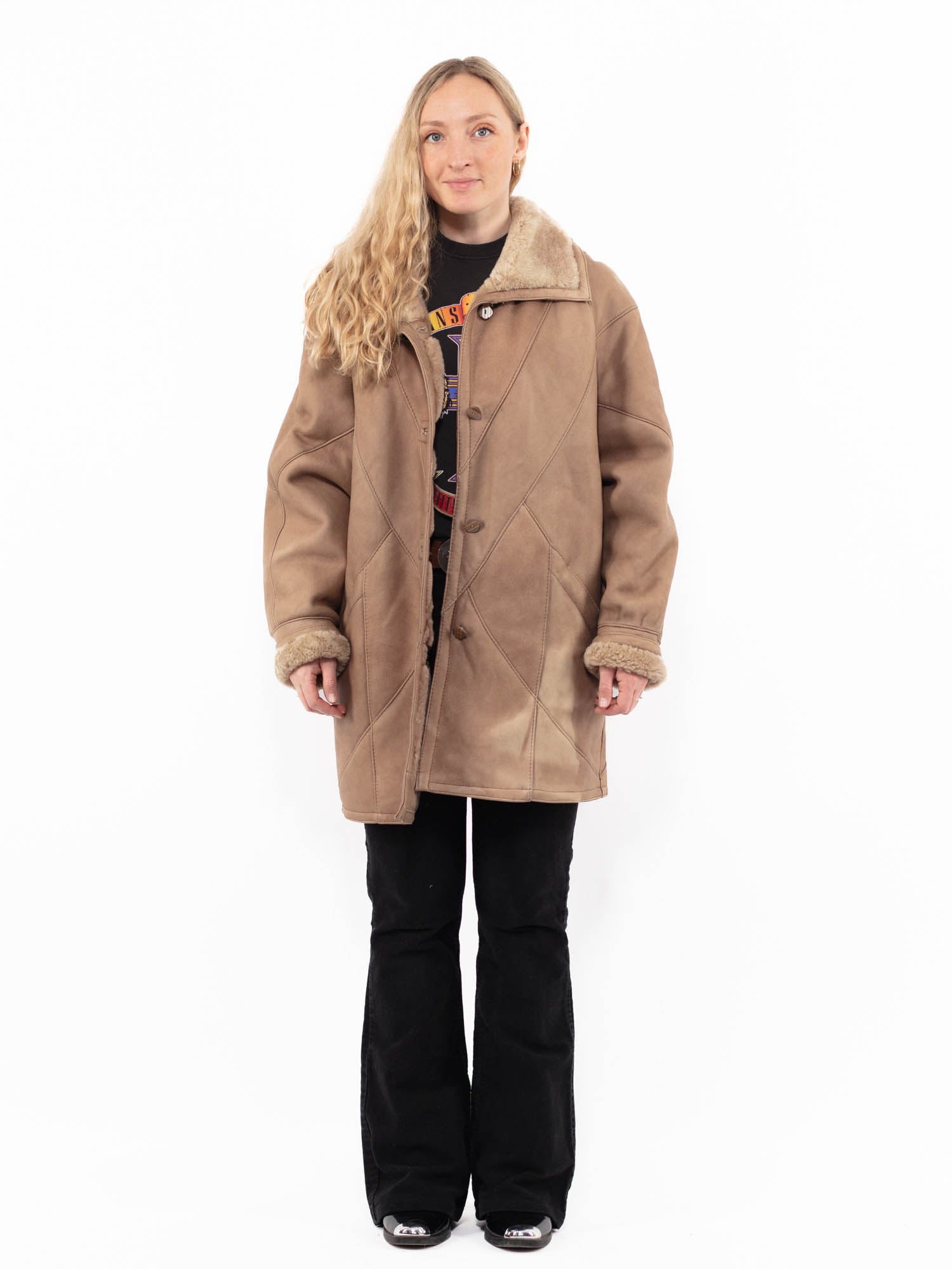 Vintage 80's Women Sheepskin Coat in Beige by Northern Grip