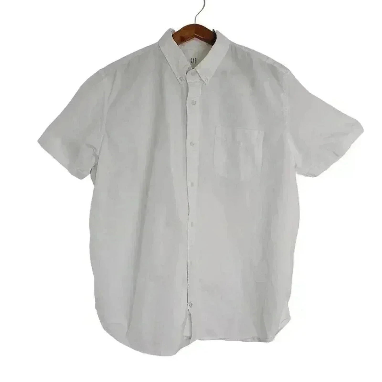 GAP Men's White Cotton Short Sleeved Button Up Size XL by Hot Girl Secondhand