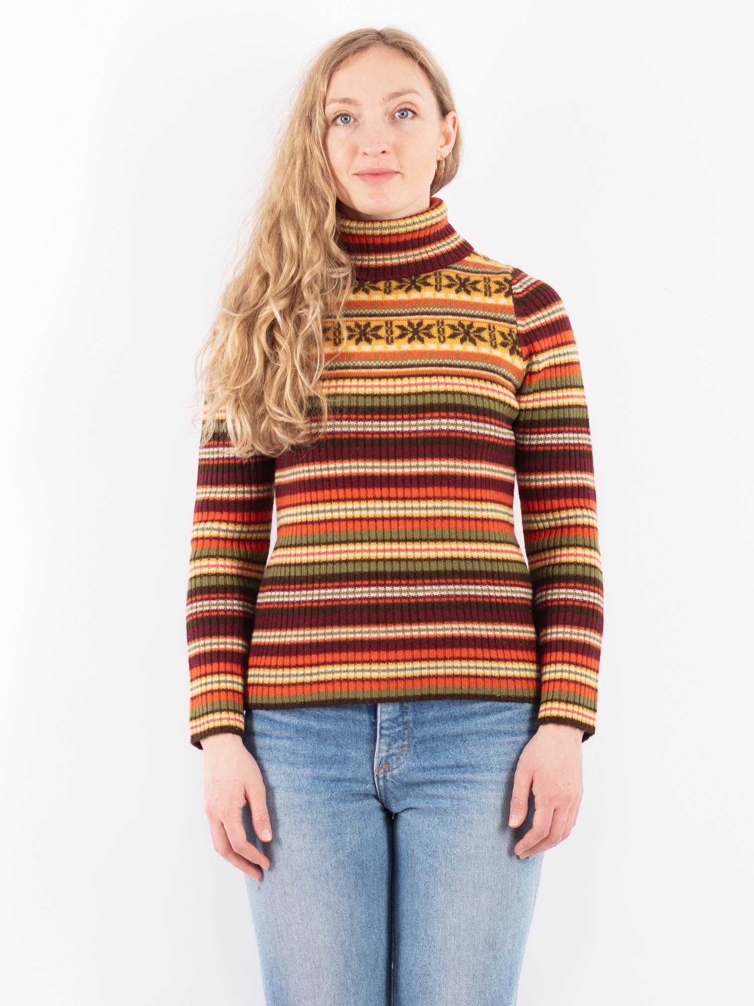 Vintage 90's Women Wool Turtleneck Sweater in Multi by Northern Grip