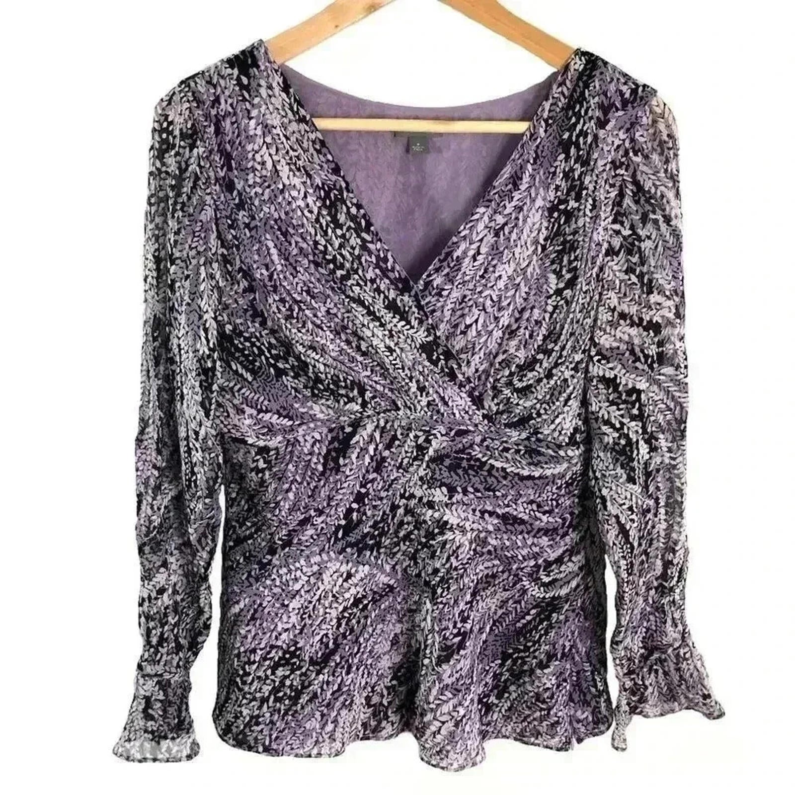 y2k Vintage Silk Lavender Ann Taylor Long Sleeved Blouse V Neck Size 8 by Hot Girl Secondhand