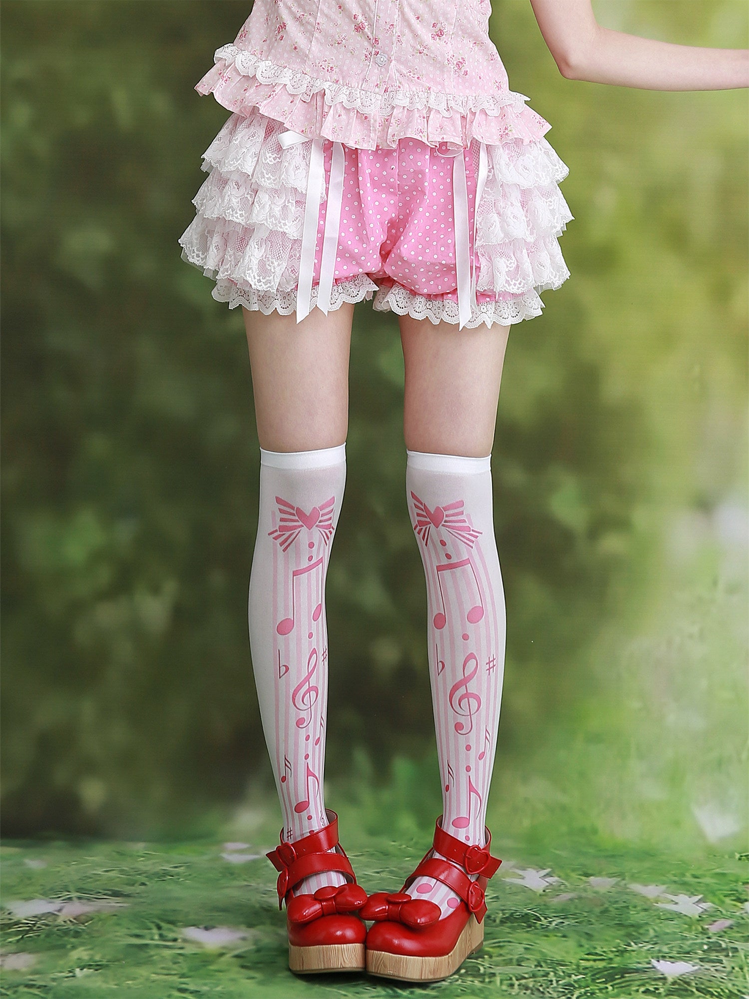 Showa Pink Polka Dot Pumpkin Shorts - SOS MEME CLUB by Land Decora