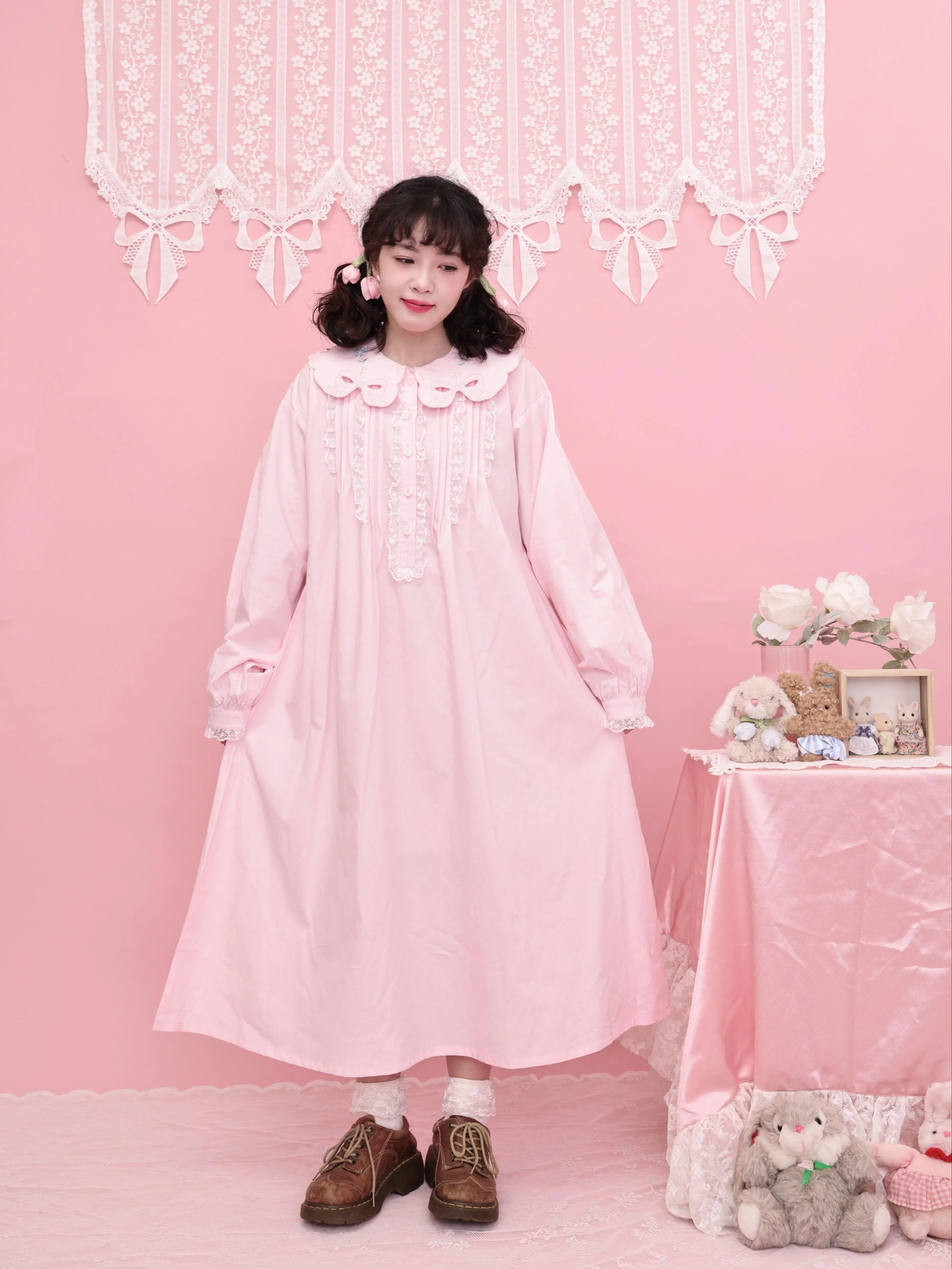 Kawaii Embroidered Dress - Pink Cotton Lace Trim Long Sleeve - SemenCoicis by Land Decora