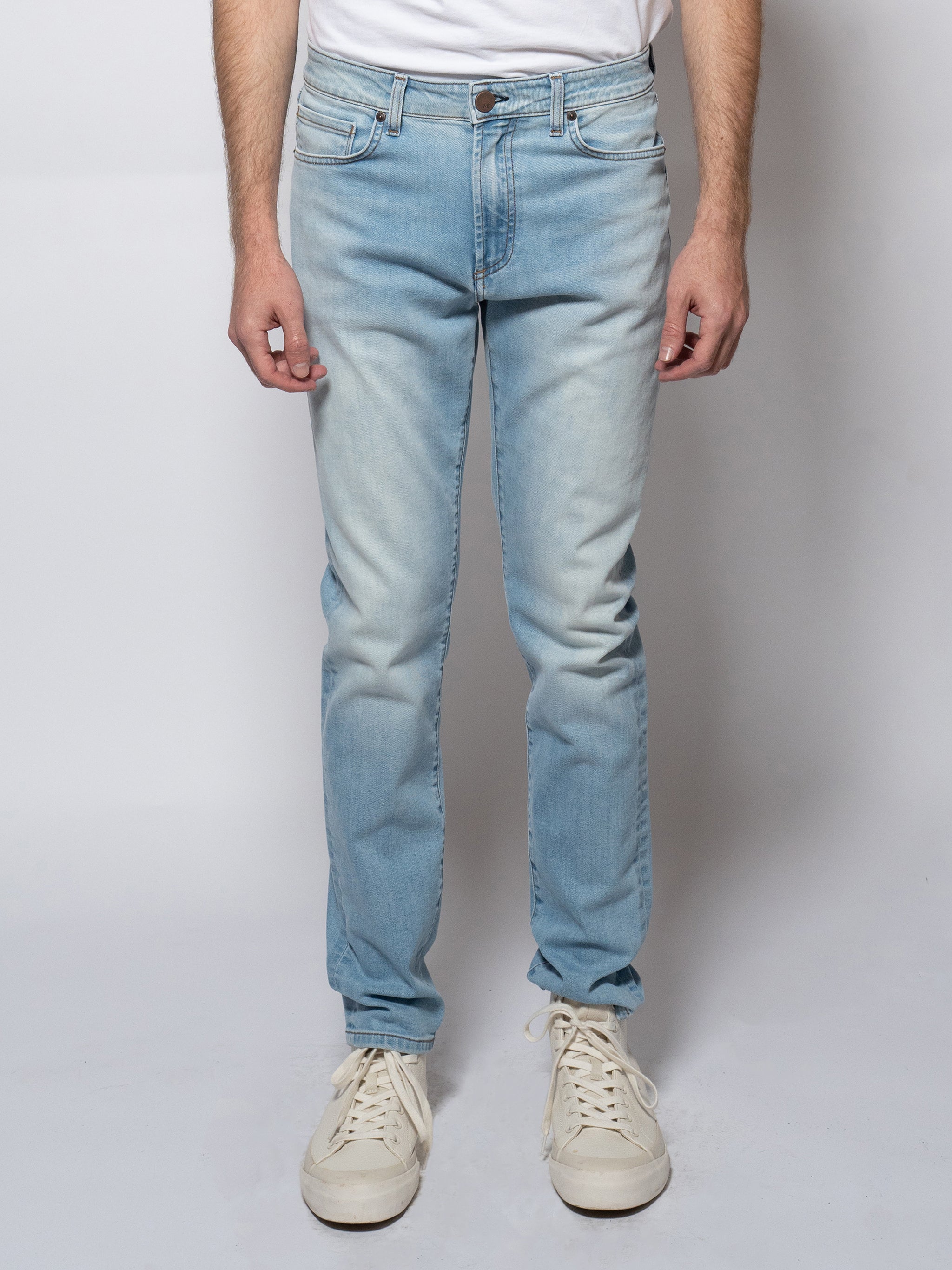 Deniro Malibu Stretch Slim Straight Jean by MONFRERE