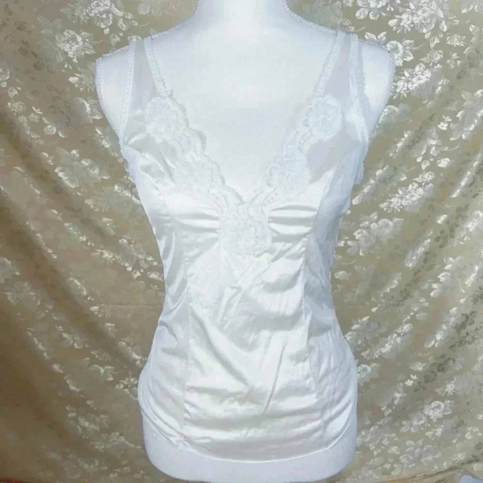 Vintage Vassarette White Lace Satin Tank Top Coquette Balletcore Size by Hot Girl Secondhand