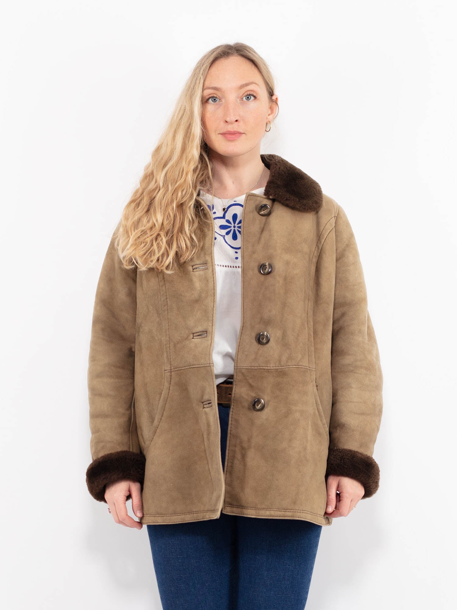 Vintage 70's Women Sheepskin Coat in Beige by Northern Grip