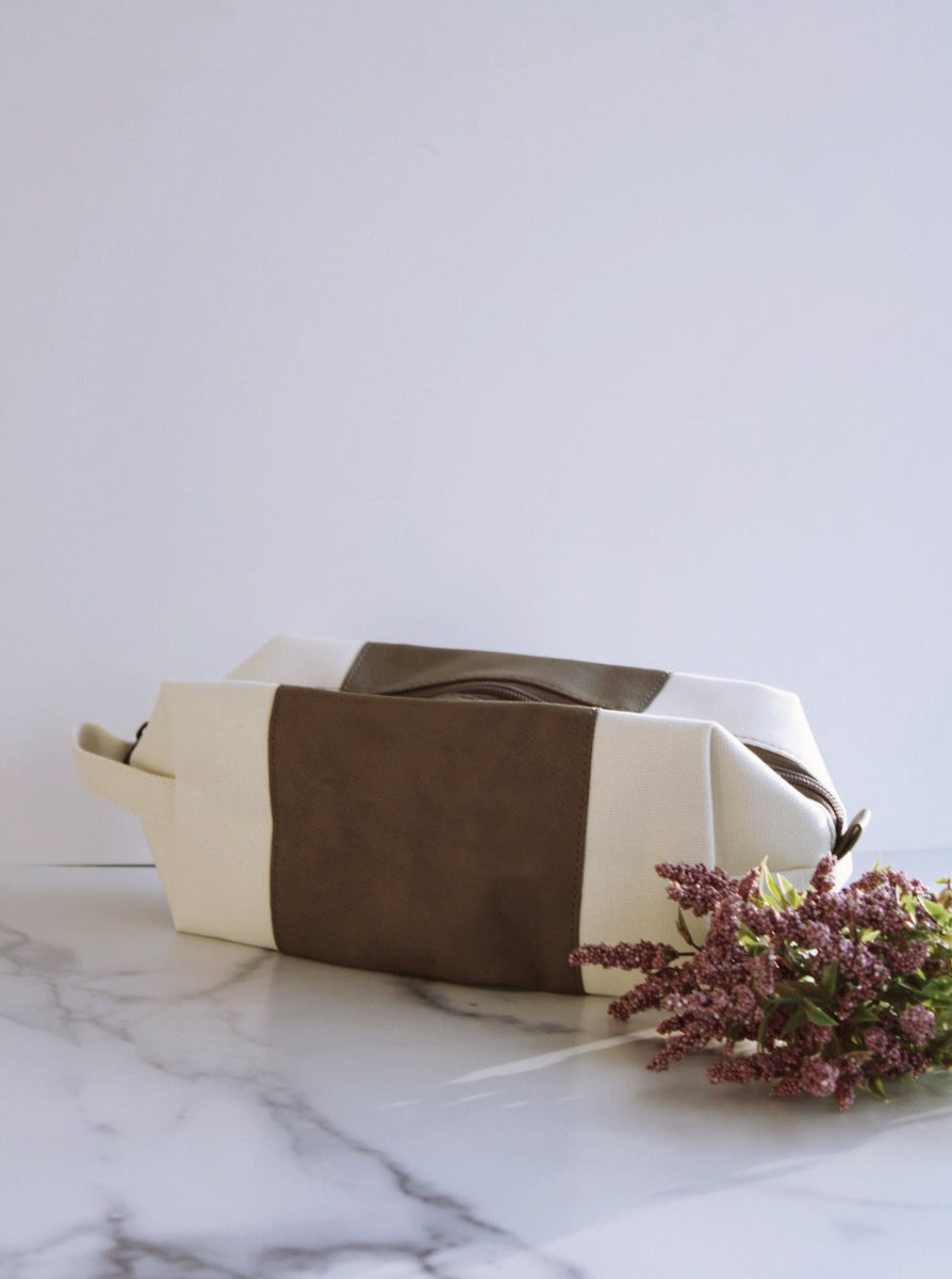 LEATHERETTE & CANVAS GREY TRAVEL BAG by RAËLIV