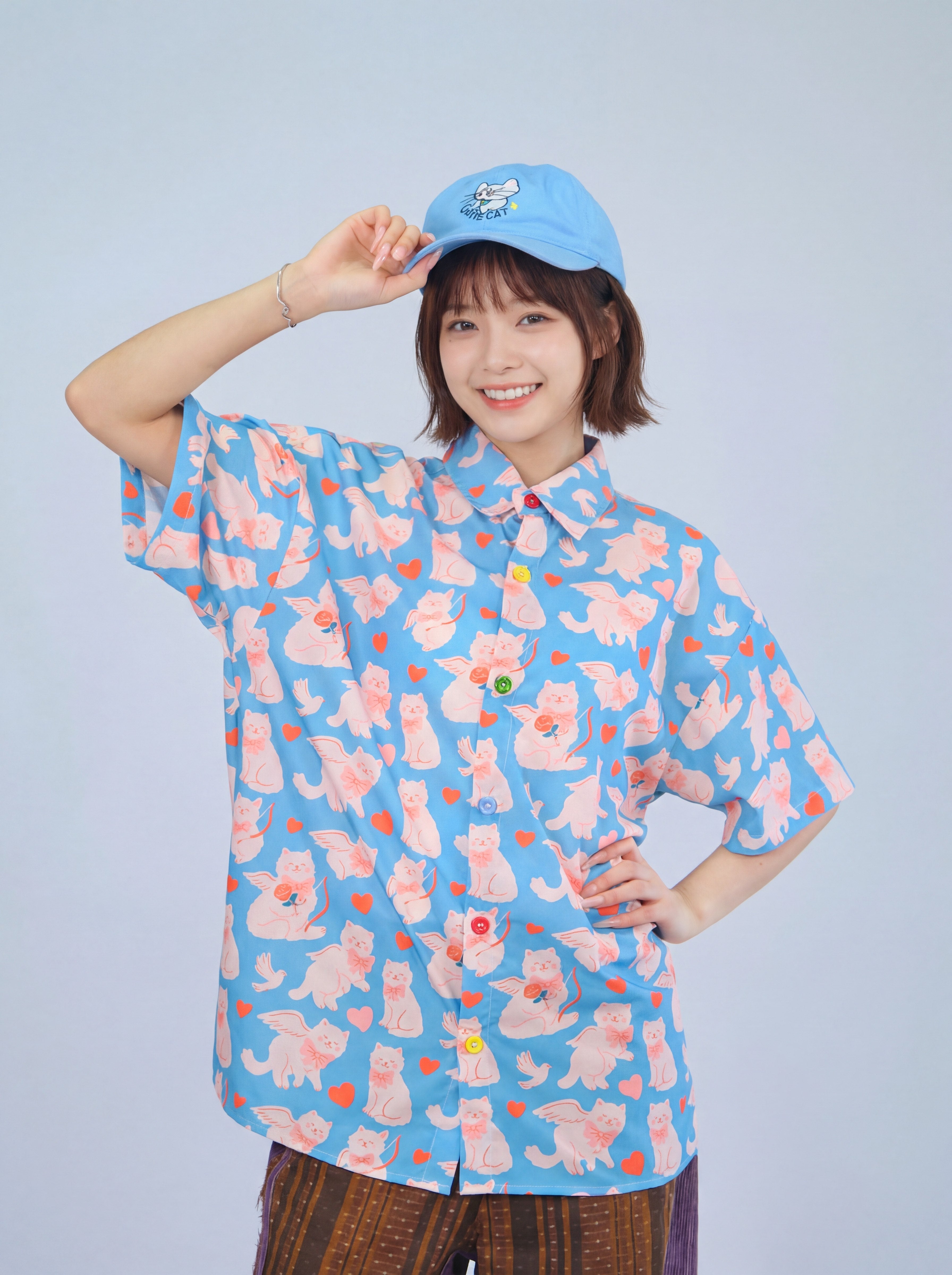 Retro Angel Cat Shirt - MeowMeow Bug by Land Decora