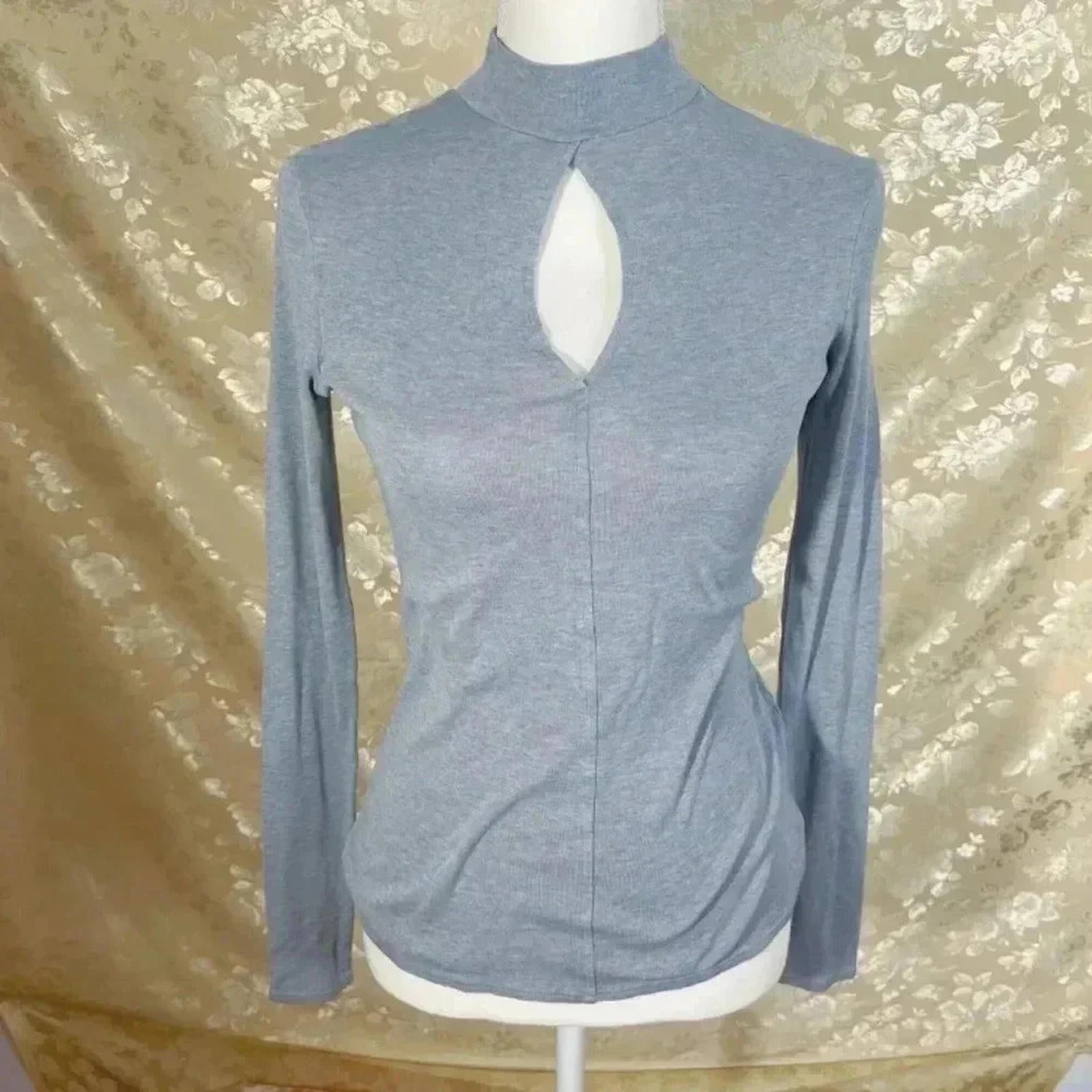 Frame Silk Mock Neck Long Sleeved Grey Shirt Keyhole Women's Size S by Hot Girl Secondhand