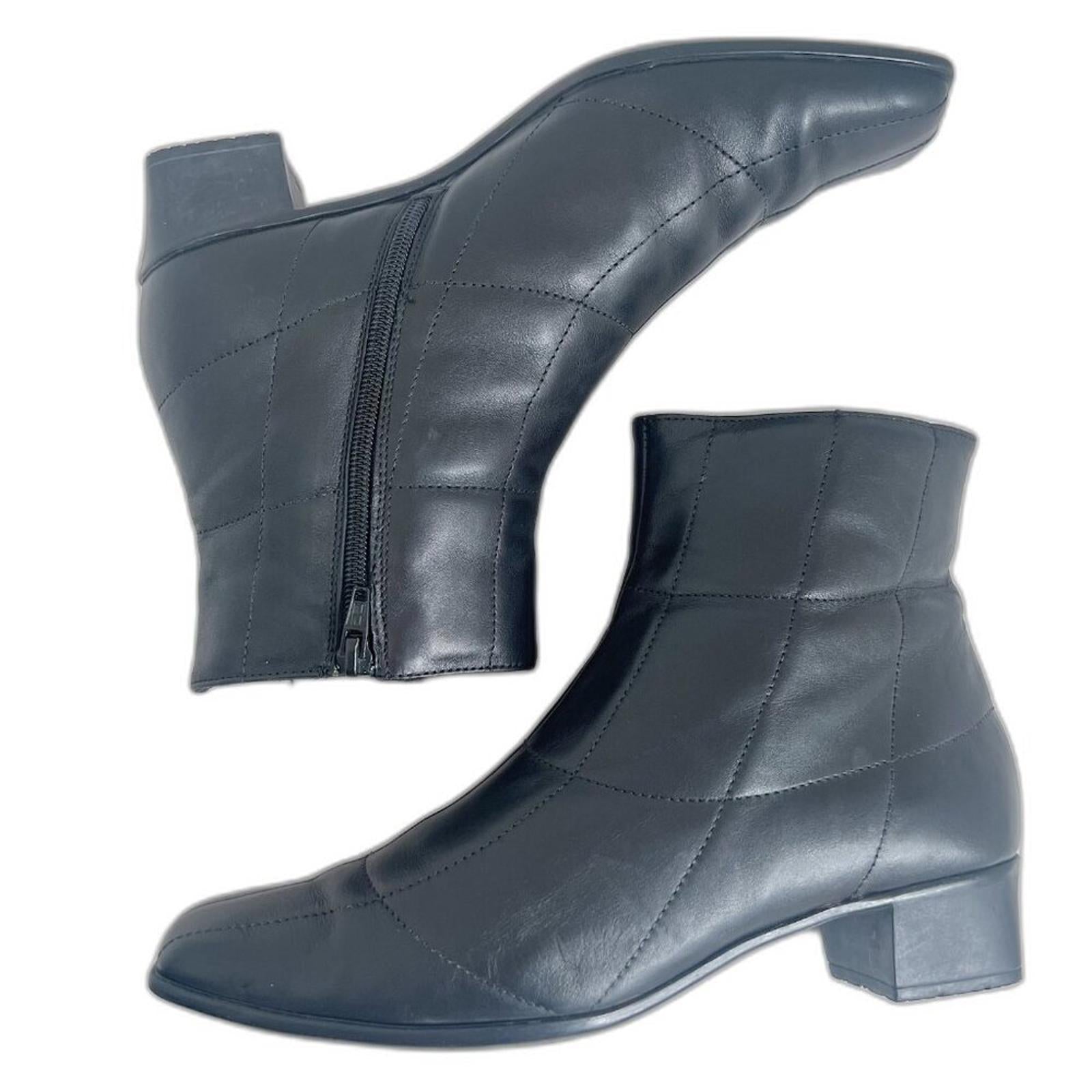 Sesto Meucci y2k Vintage Black Leather Square Toe Booties Quilted Boot by Hot Girl Secondhand