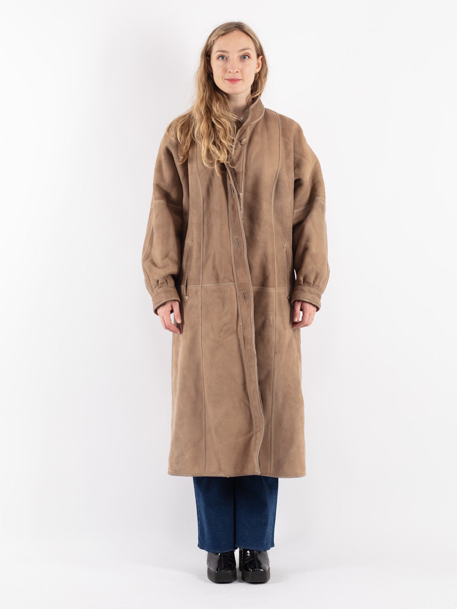 Vintage 80's Women Sheepskin Long Coat in Beige by Northern Grip