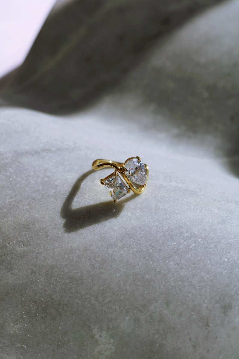 KYLIE RING (WATERPROOF & 18K GOLD PLATED) by RAËLIV