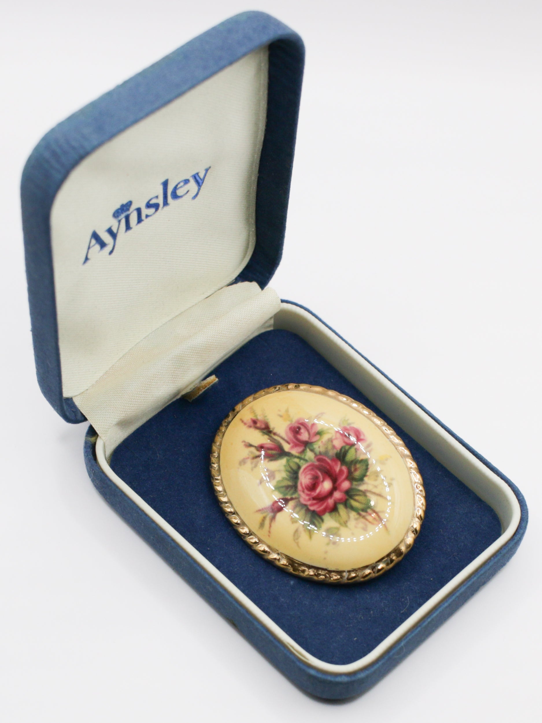 Vintage Gold Tone Floral Porcelain Brooch by Northern Grip