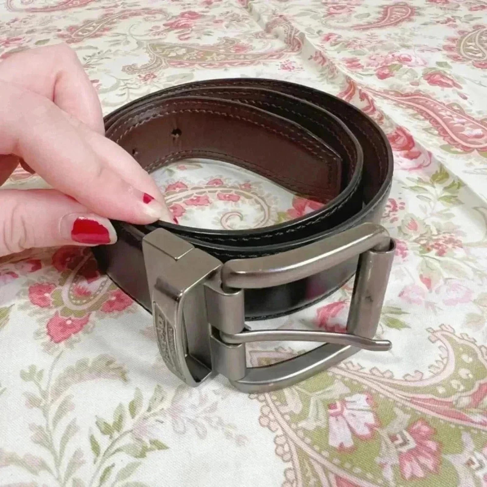 Dickies Men's Black Leather Belt Brown Interior Gunmetal Buckle Size 3 by Hot Girl Secondhand