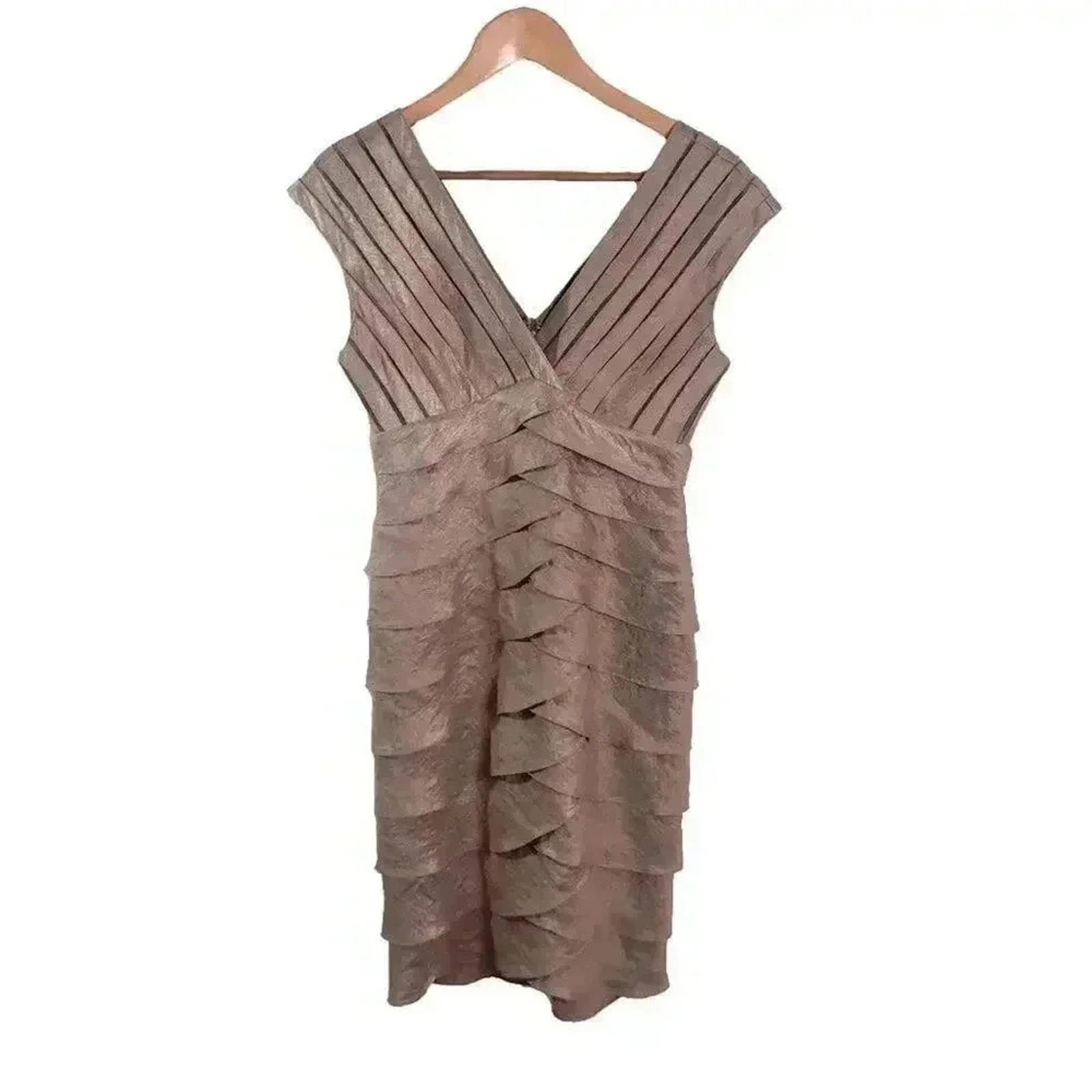 Adrianna Papell Gold Champagne Scalloped Layered Dress Formal Women's by Hot Girl Secondhand