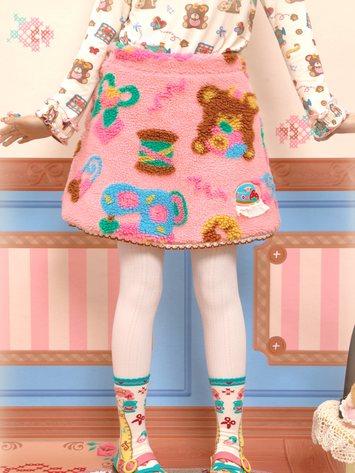 Decora Pink Fleece Mini Skirt - Lutra Jump by Land Decora