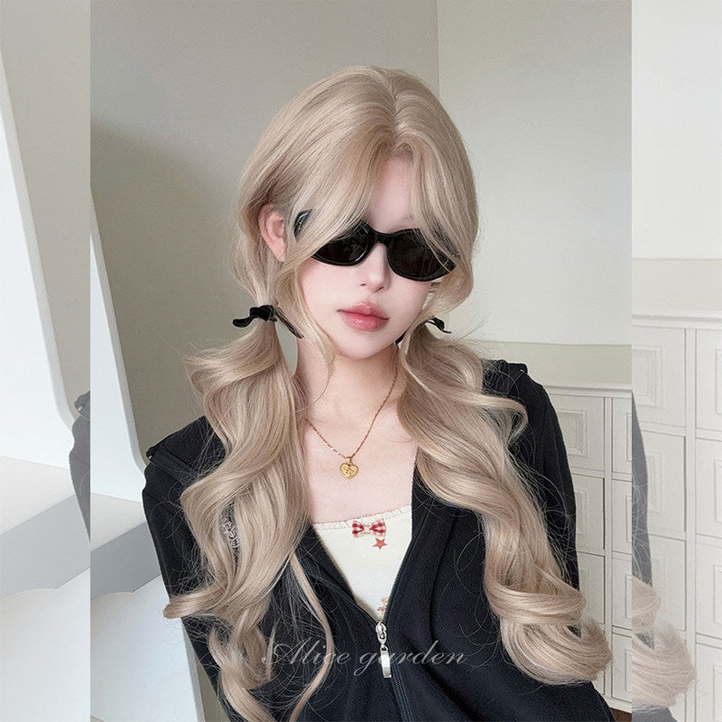 Milk Tea Ash Curly Wig – Alice Garden by Land Decora