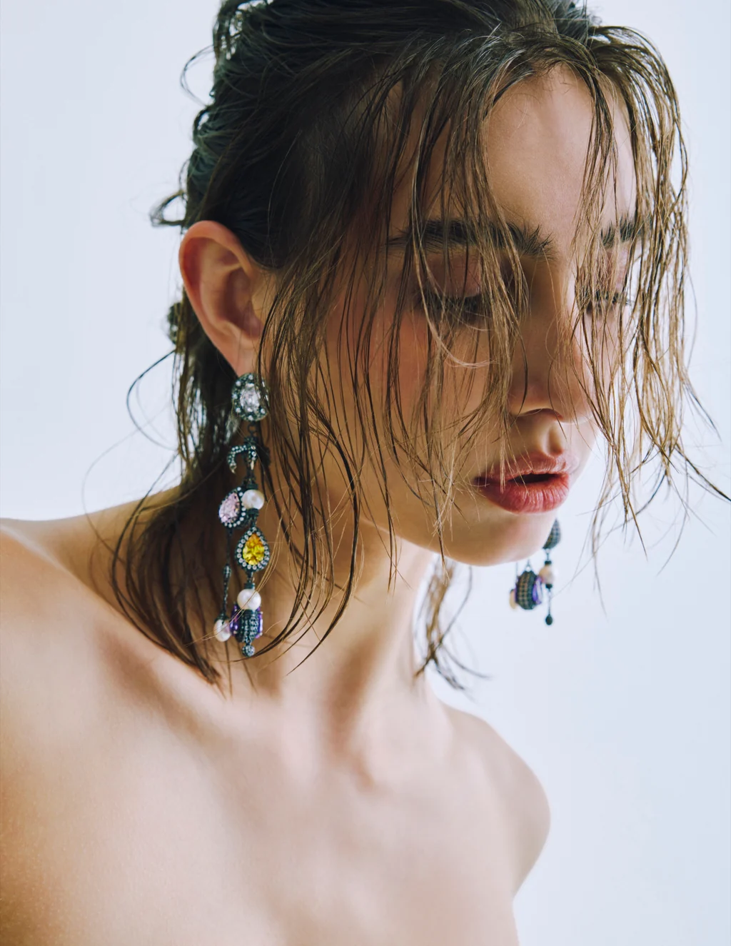 Chromatic tear drops by ASATO