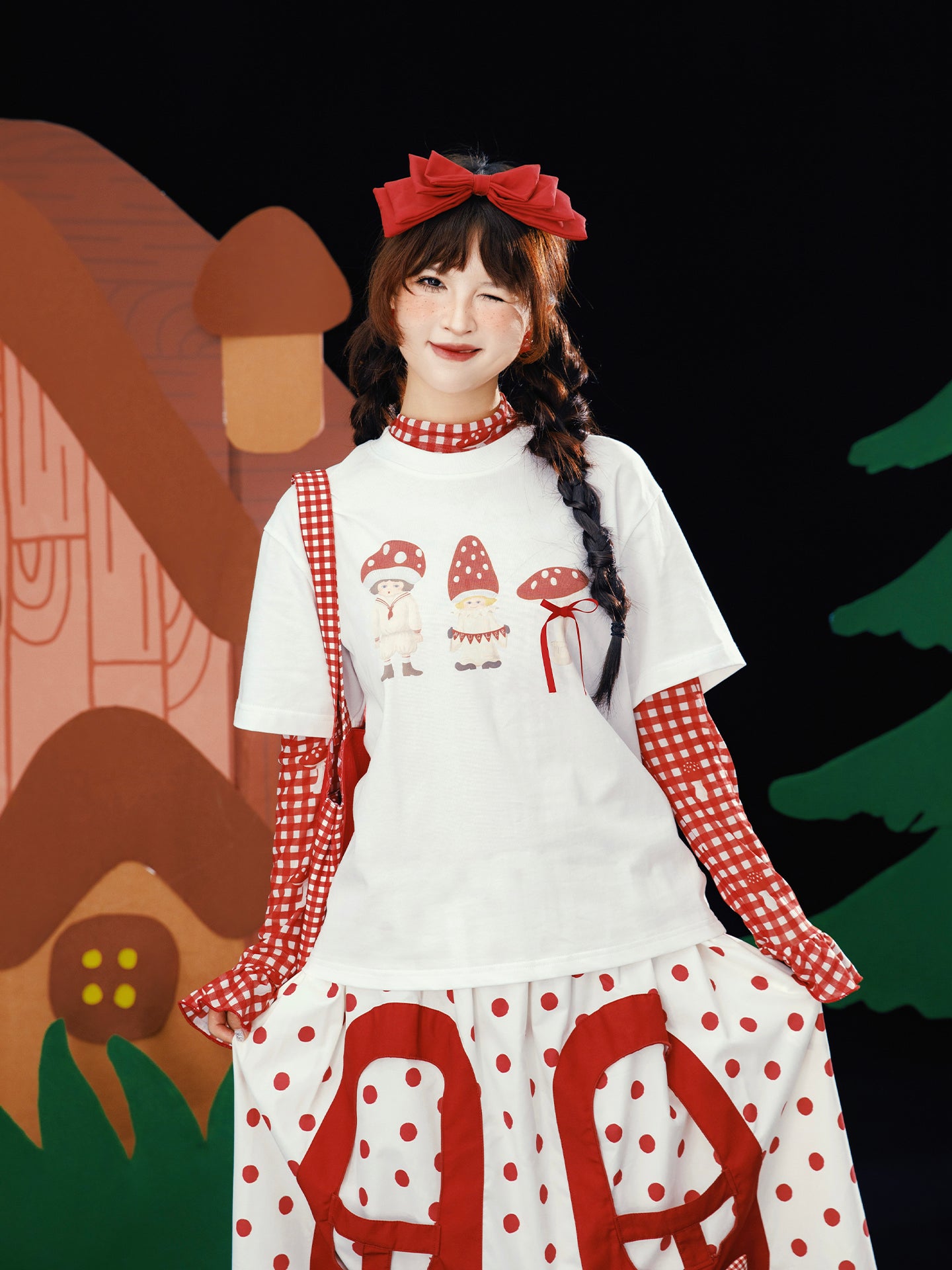 Meugler Kawaii Red Mushroom Bow T-Shirt – Cute Harajuku Y2K Style by Land Decora