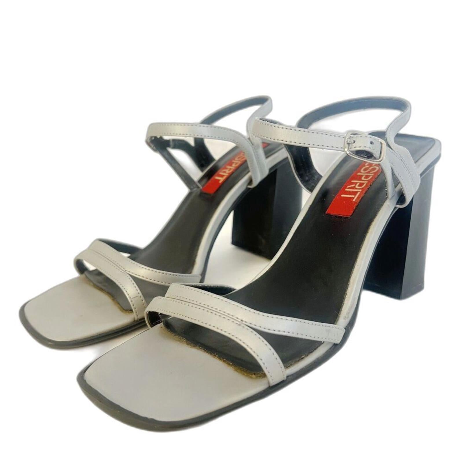 Vintage Espirit y2k 90s Square Toe Silver Chunky Heels Women's Size 8. by Hot Girl Secondhand