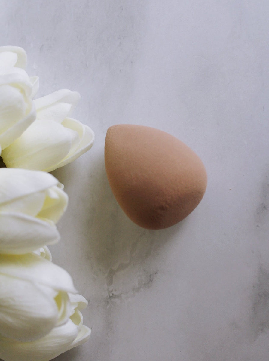 BELLA BEAUTY BLENDER (SPONGE ONLY) by RAËLIV