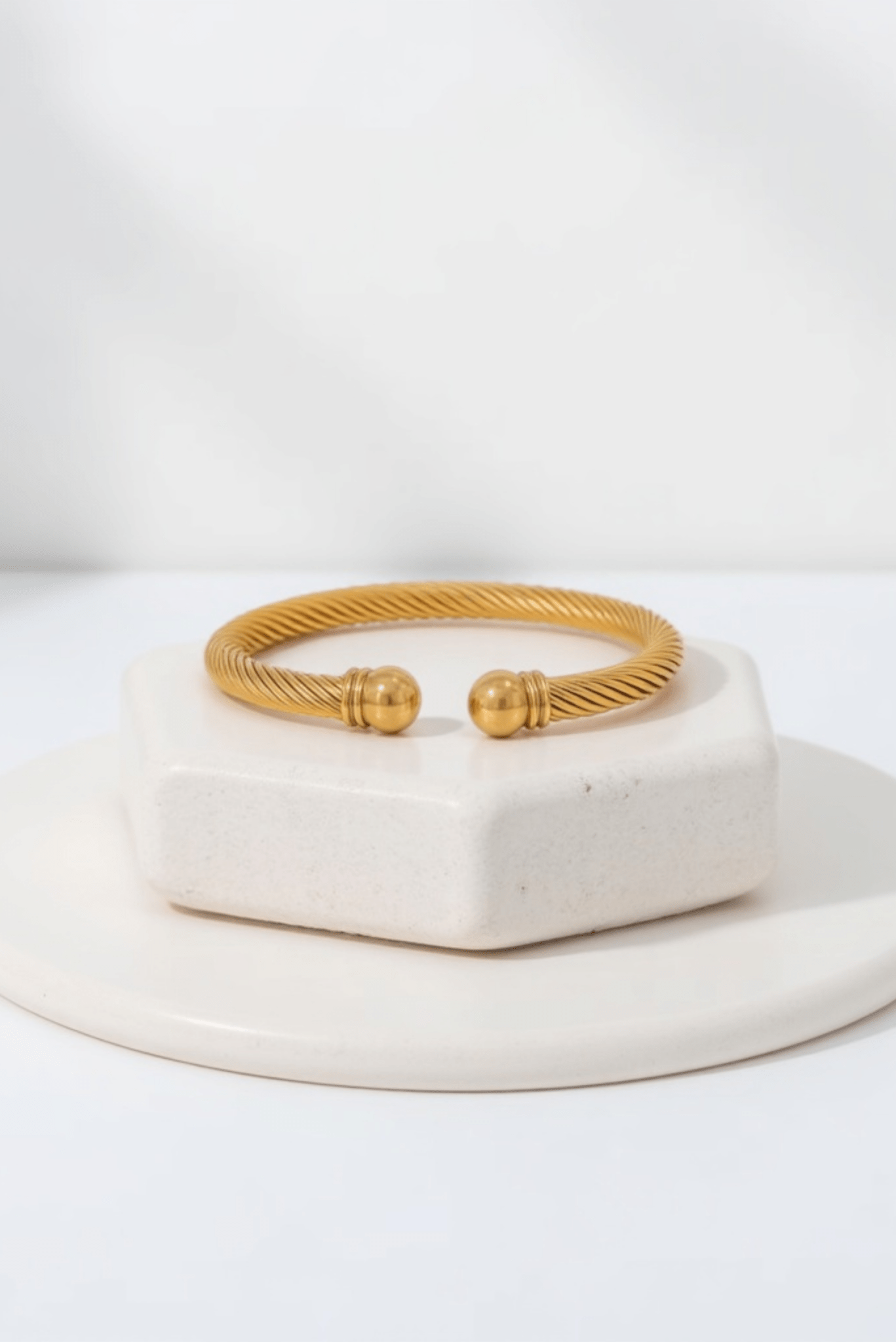 Waterproof Twisted Wire Bracelet by Akalia