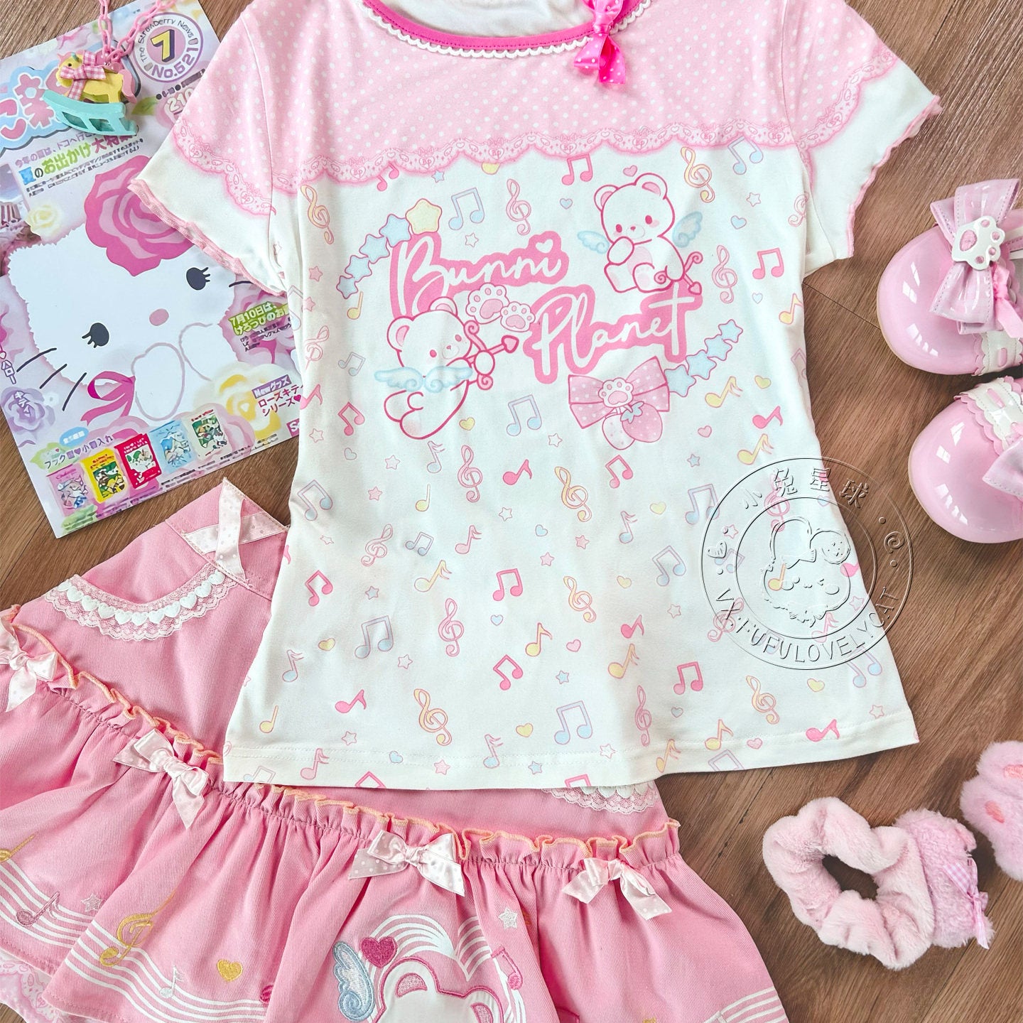 Kawaii Bow Print Tee - Bunny Planet by Land Decora