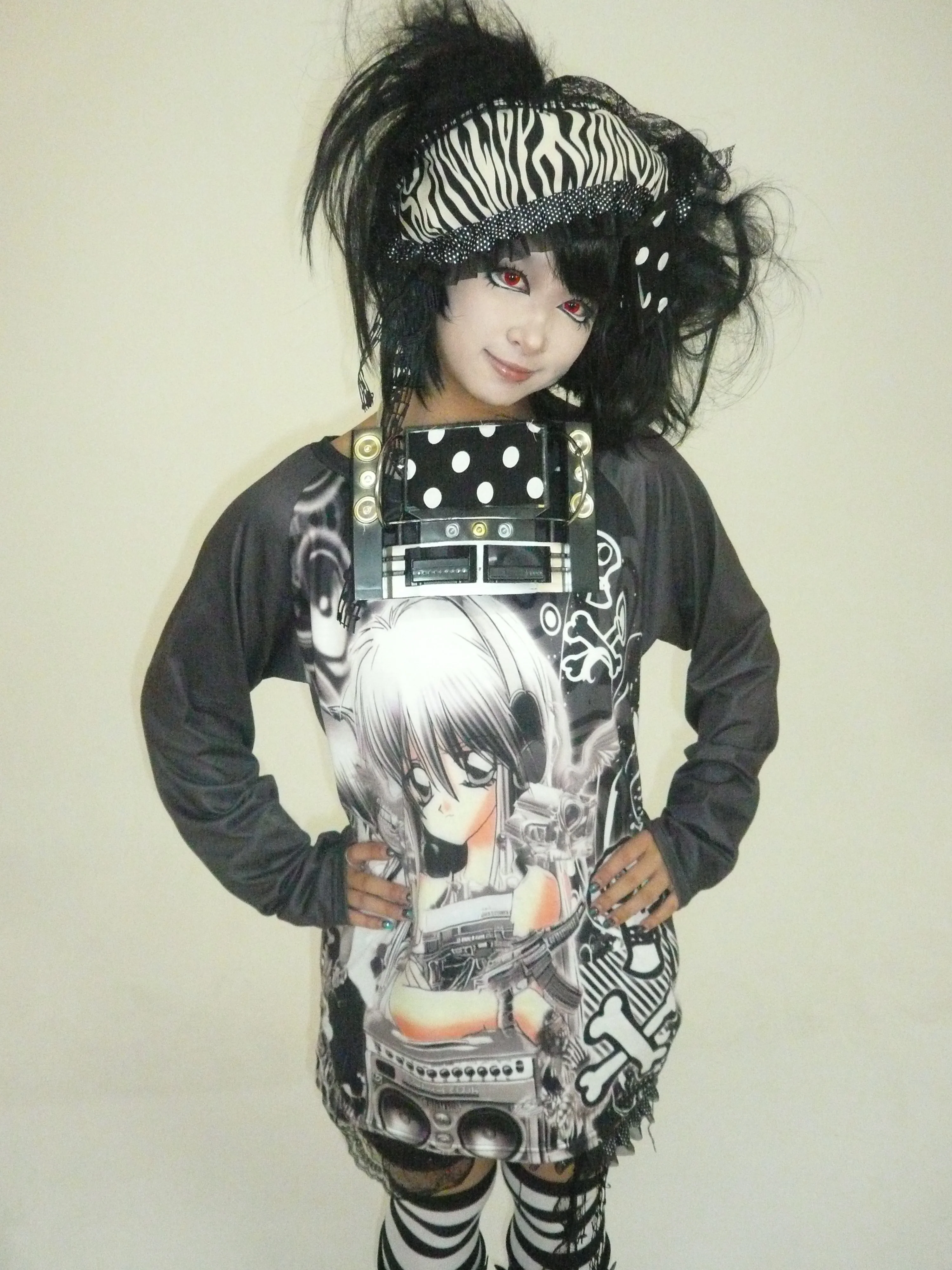 Gothic Graphic Long Sleeve Tee - ki00bi00 by Land Decora