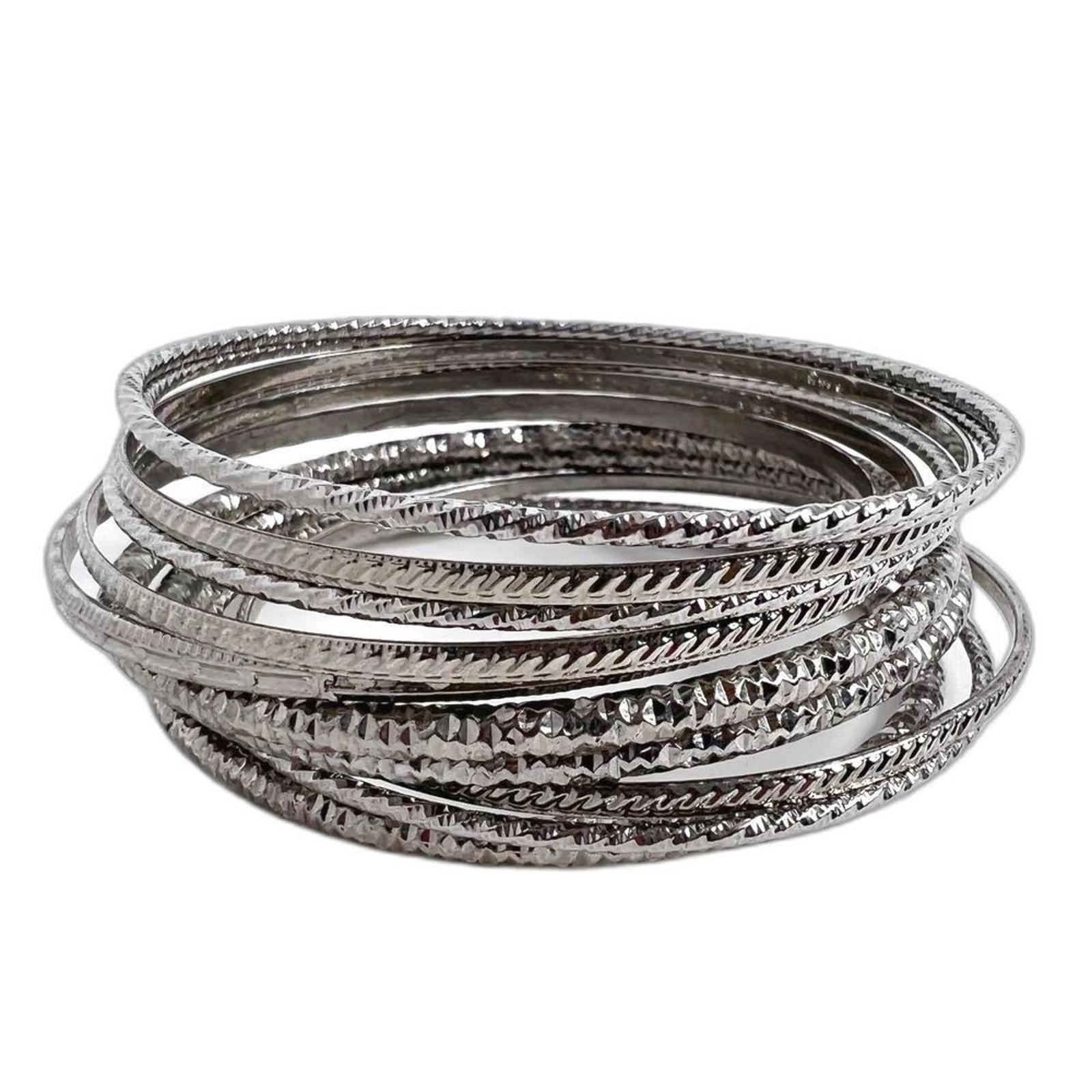 Silver Set of Bangles Textured Boho Chic Bohemian by Hot Girl Secondhand