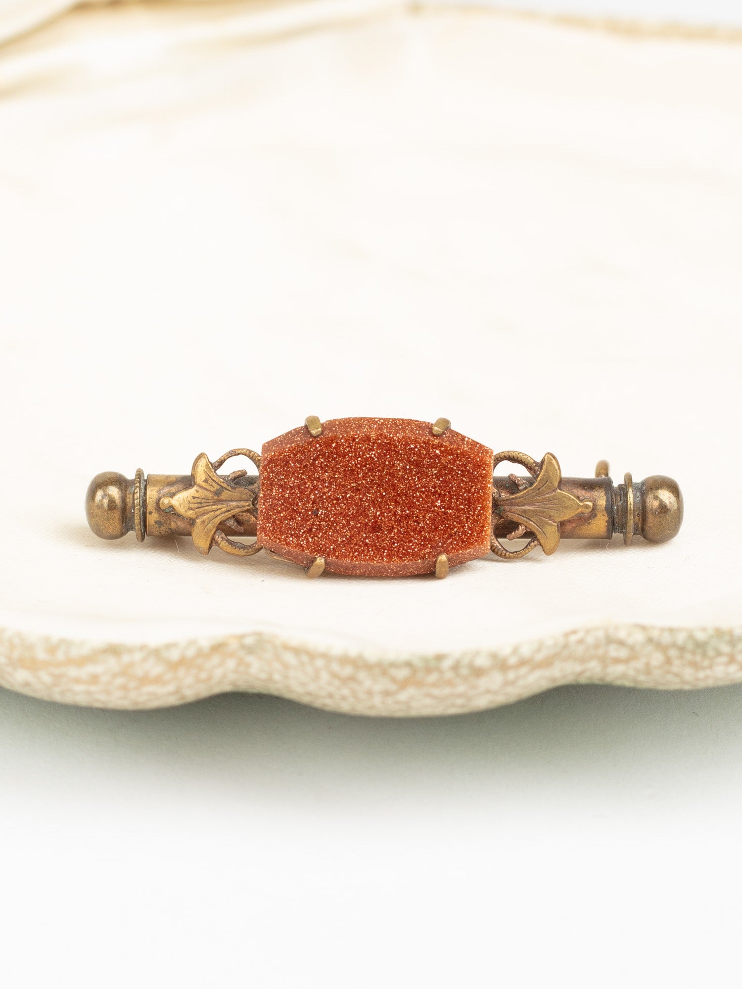 Vintage 30s Art Deco Bar Brooch with Floral Details by Northern Grip