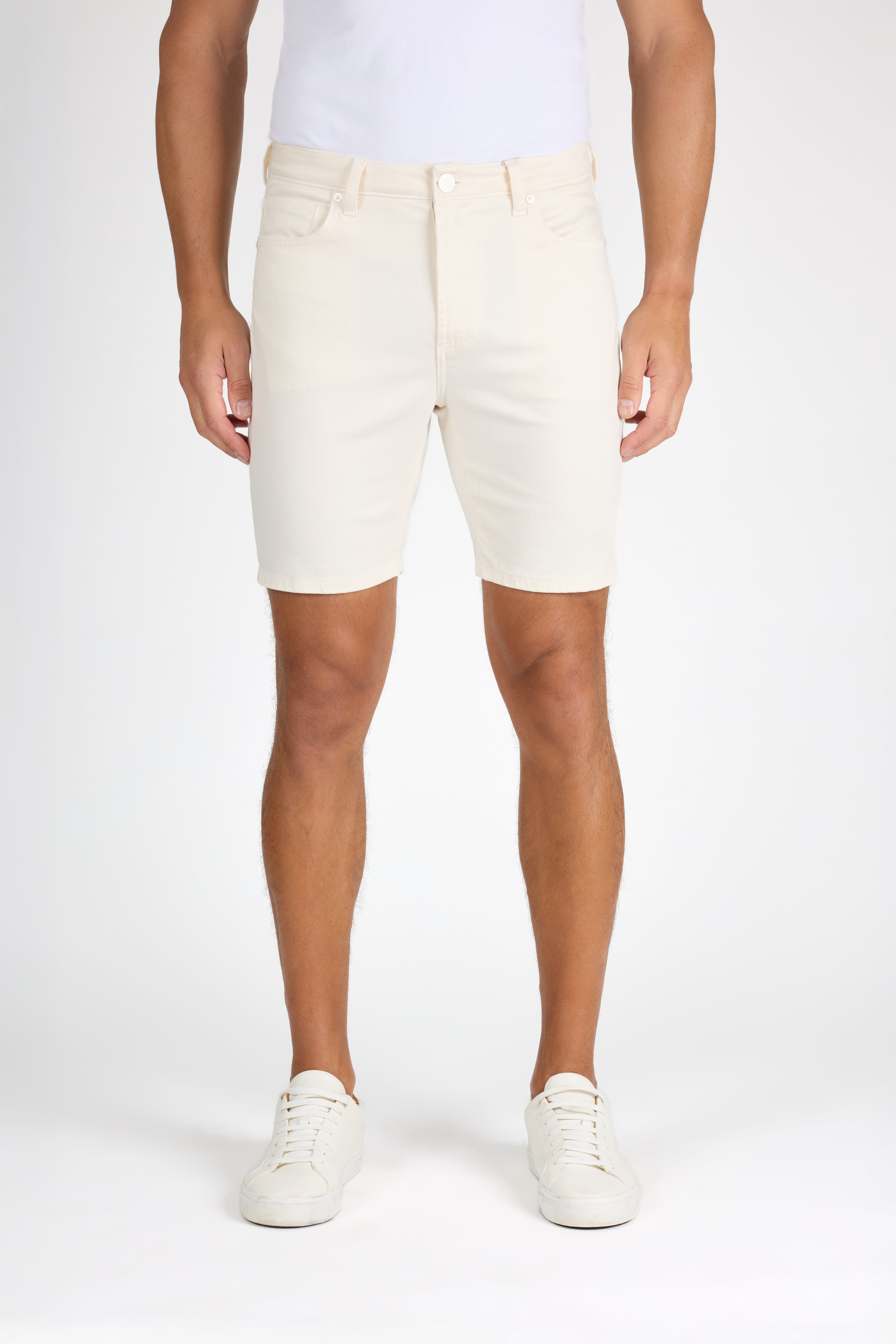 Brando Short Vintage Blanc Stretch Jean Short by MONFRERE