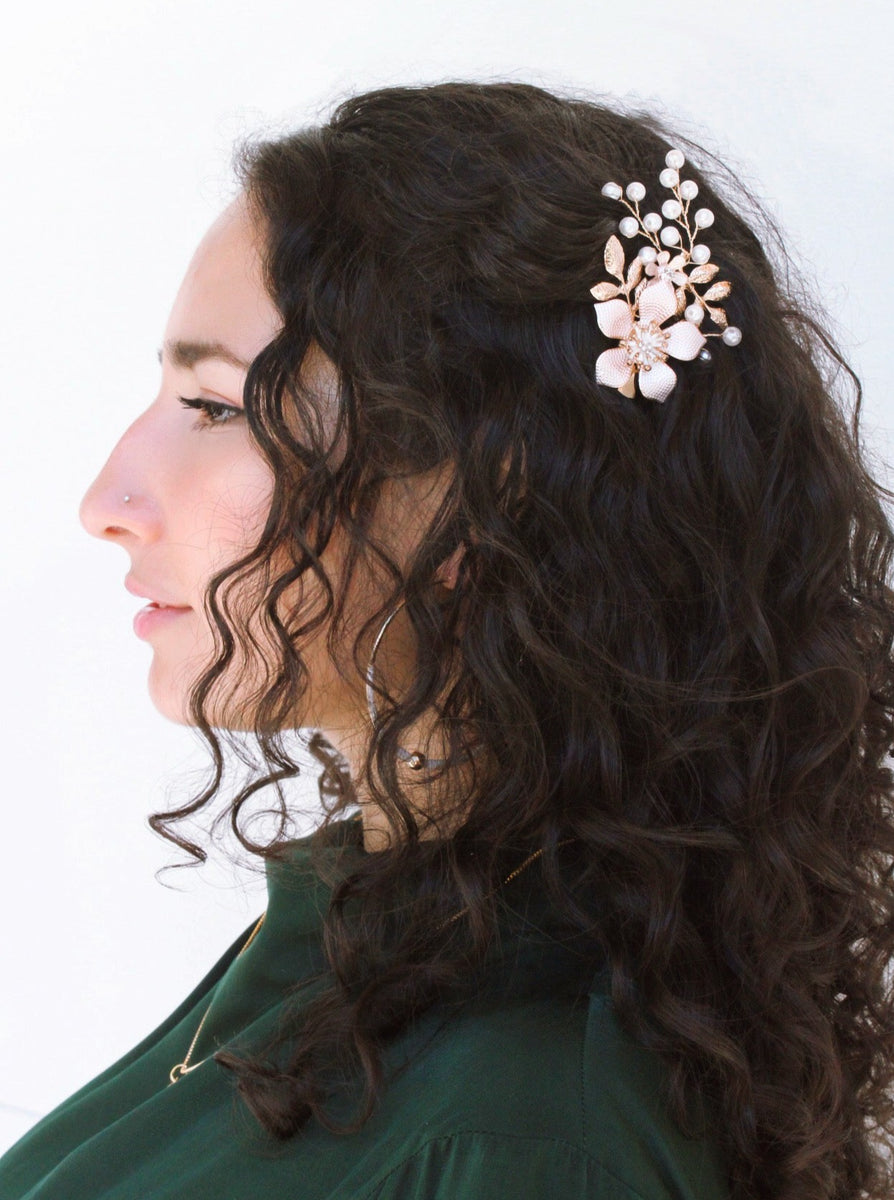 BLOSSOM HAIR CLIP IN ROSE GOLD by RAËLIV